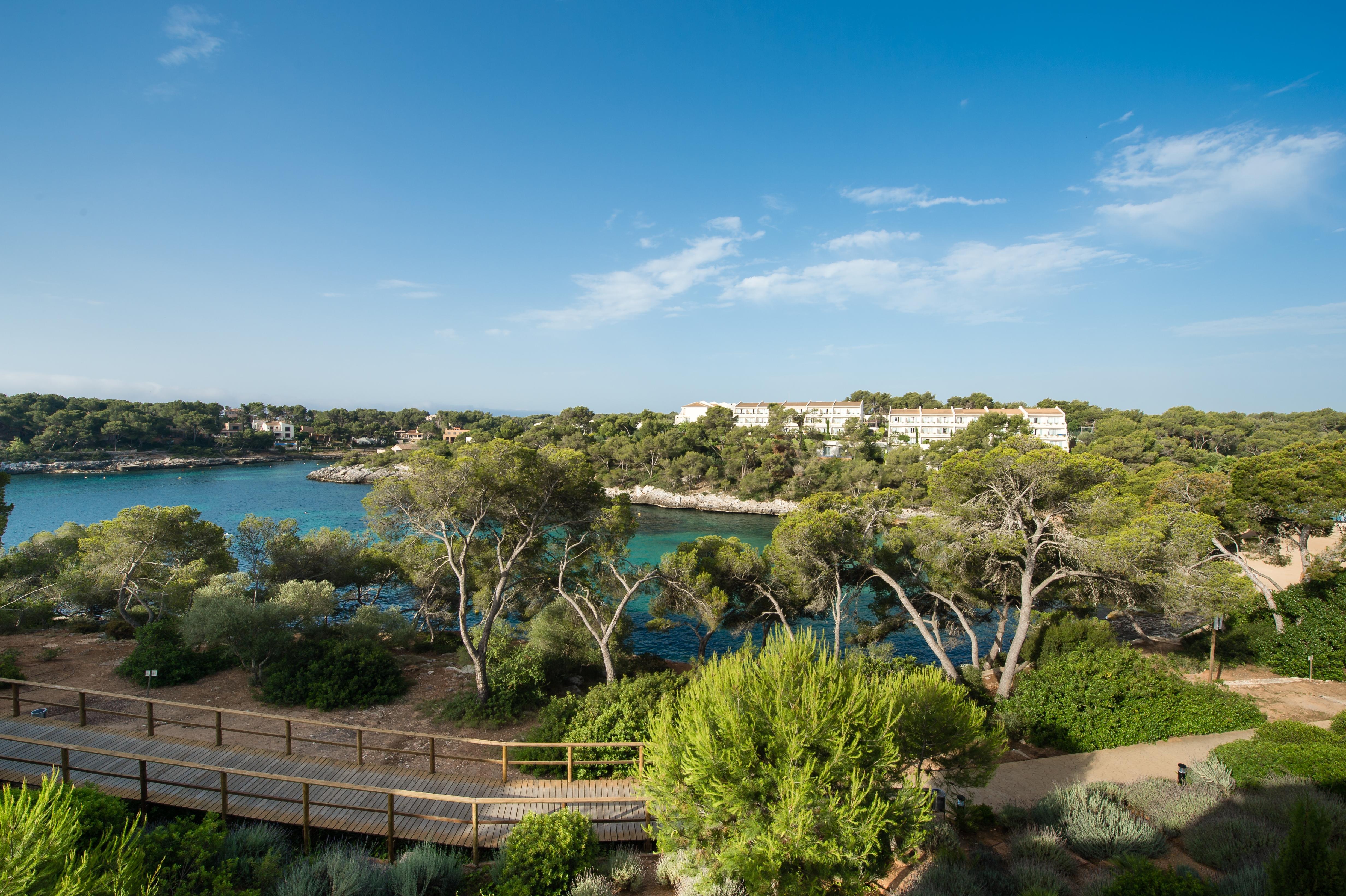 Ikos Porto Petro