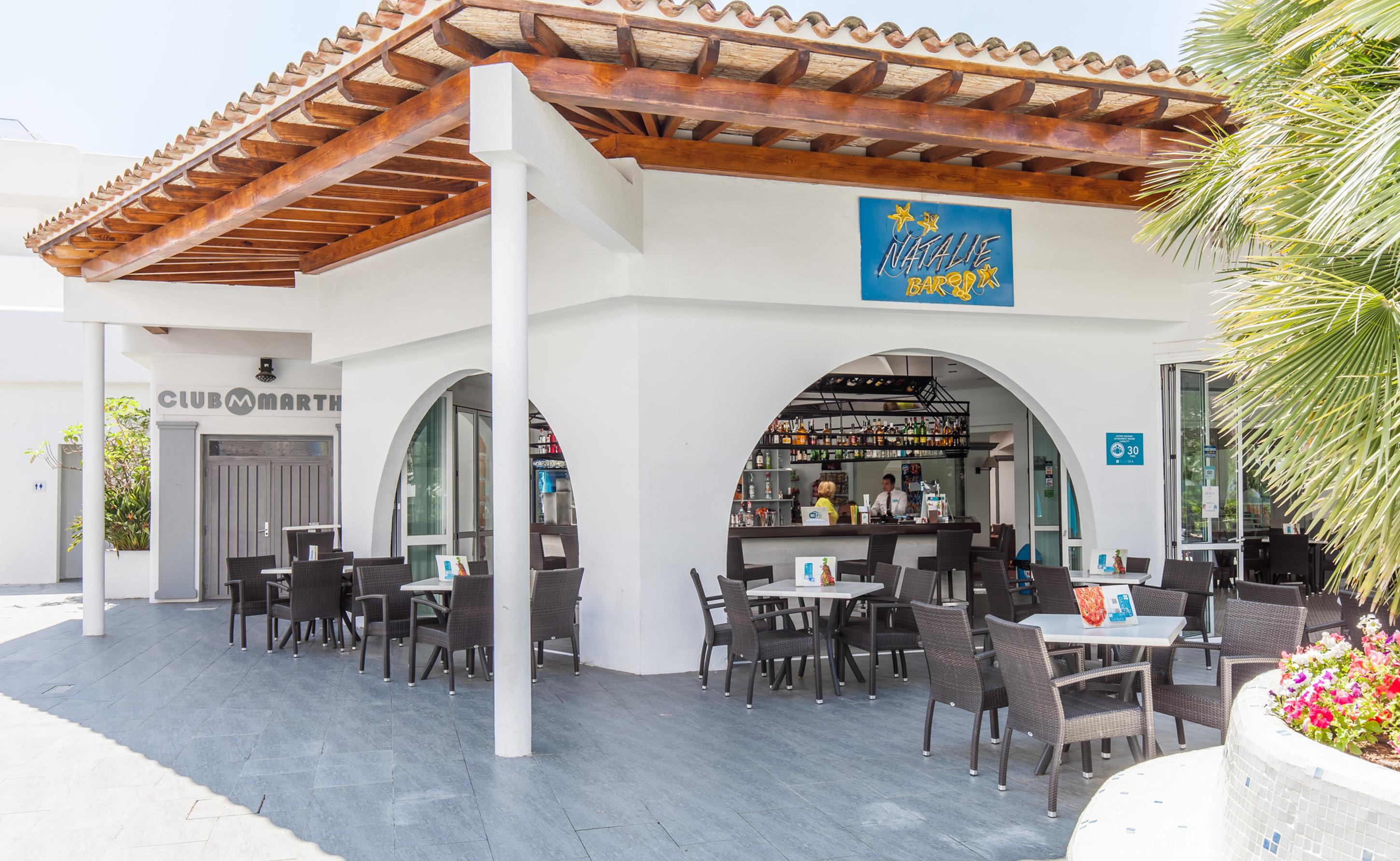 Blue Sea Es Bolero Apartahotel 4*