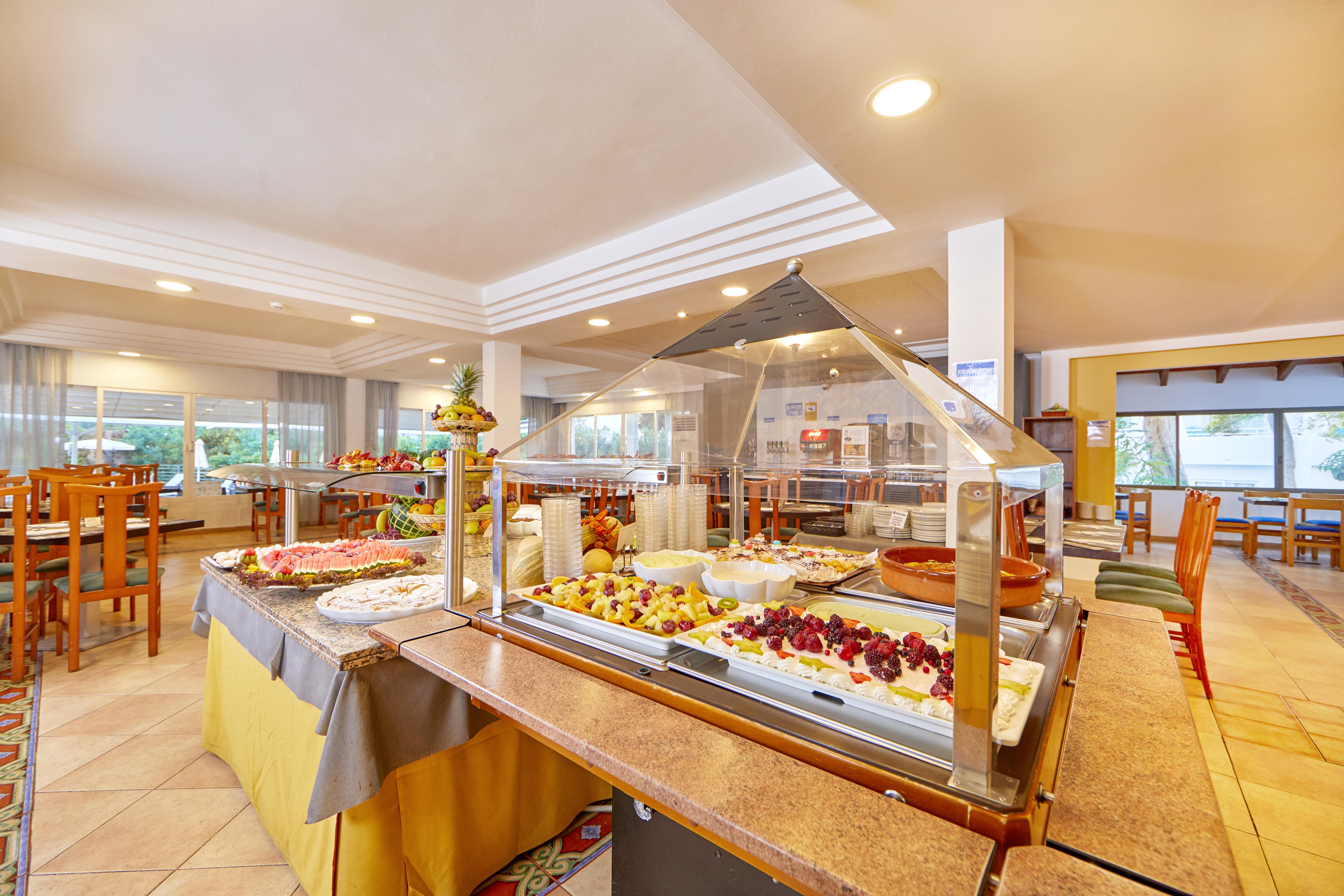 Hotel Gavimar Cala Gran Hotel&apartments 3*