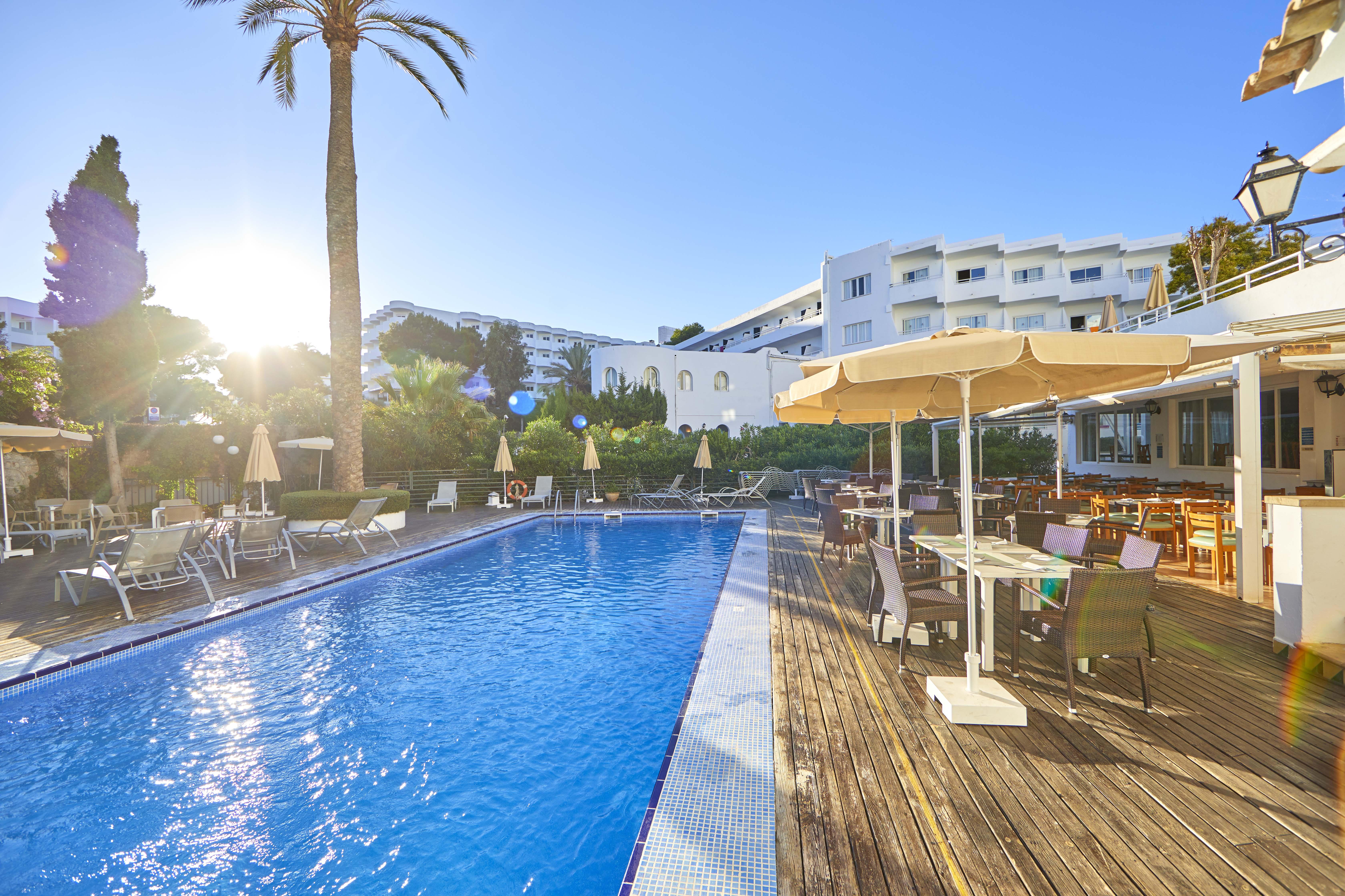 Gavimar Cala Gran Hotel&apartments 3*