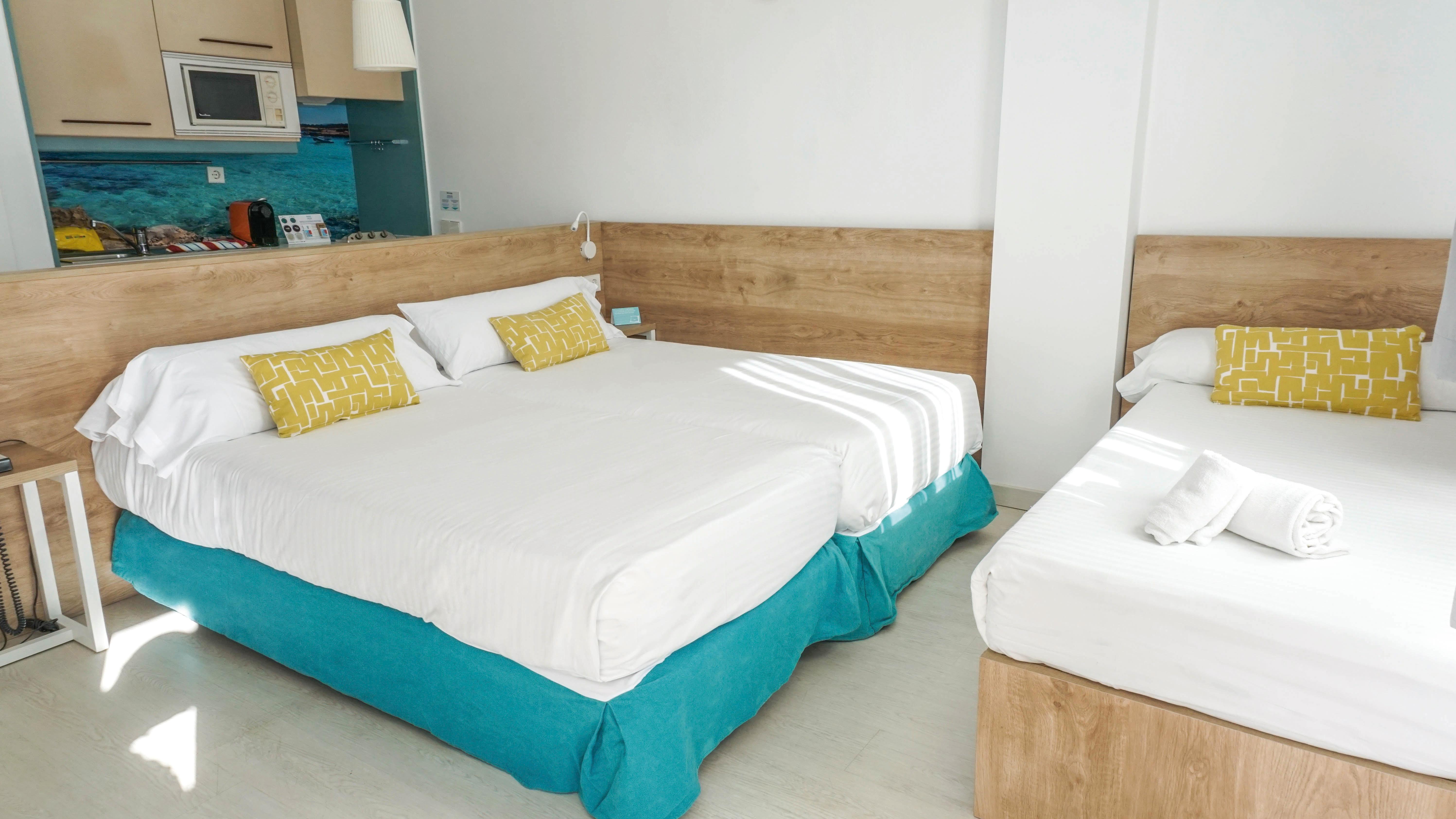 Apartahotel Ferrer Tamarindos 3*