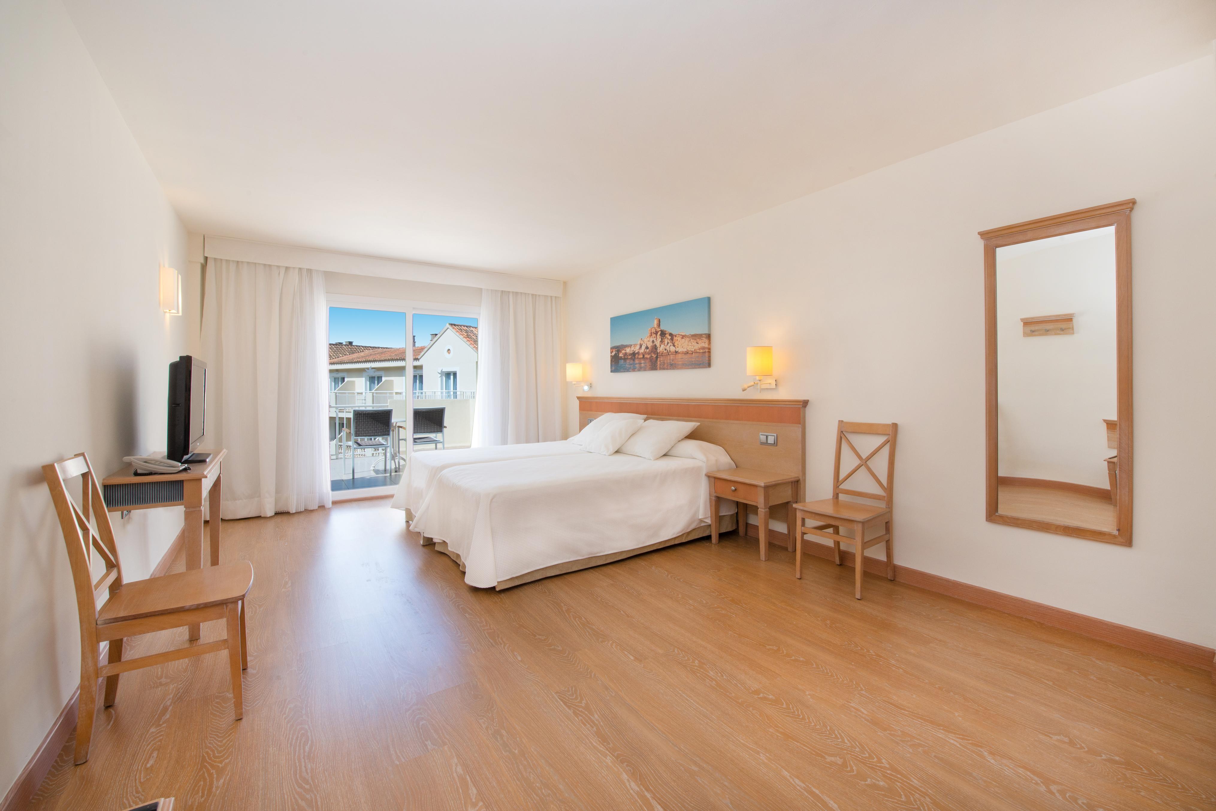 Iberostar Club Cala Barca - Portopetro