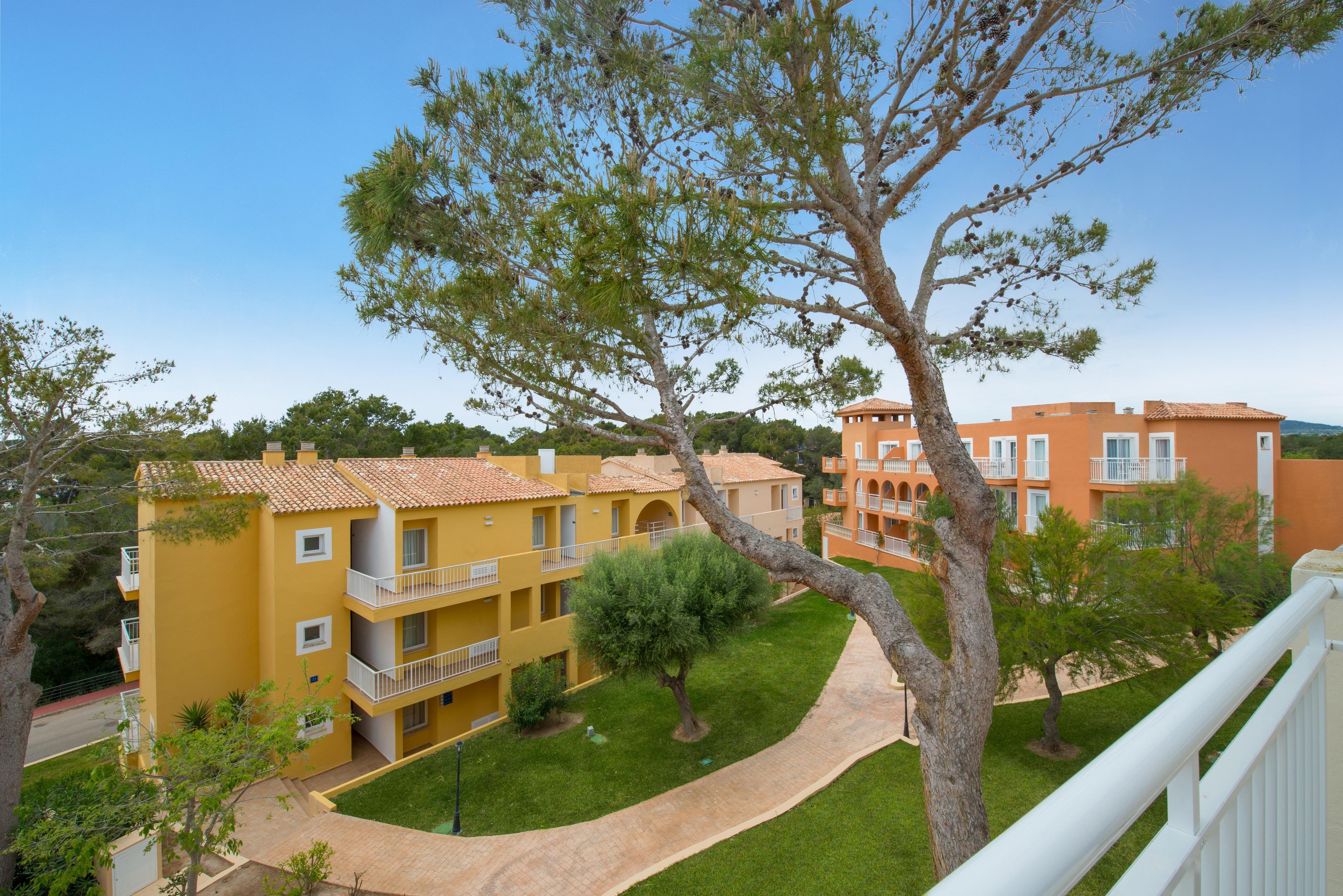 Hotel Iberostar Club Cala Barca - 4*
