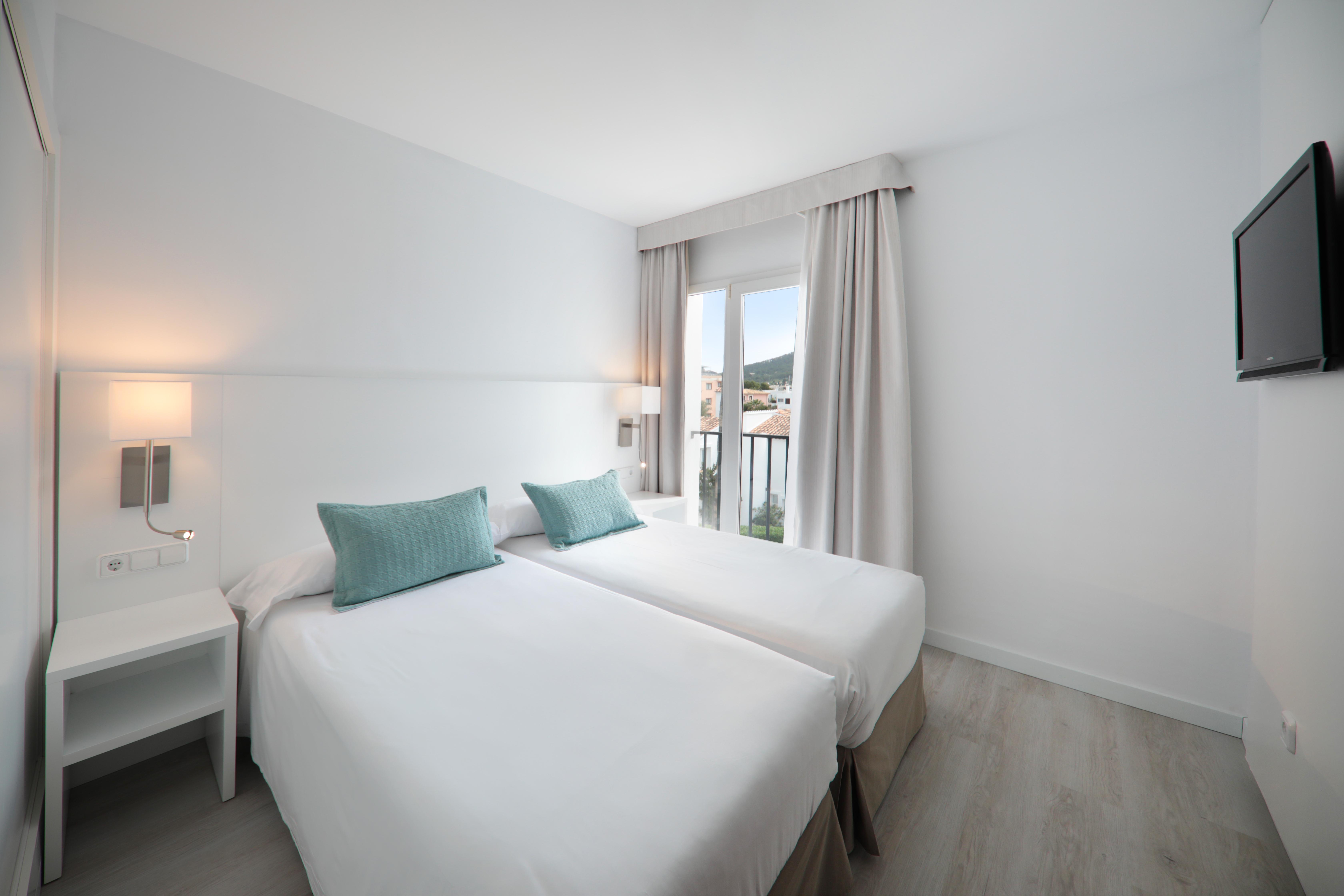 Apartahotel La Pérgola 4*