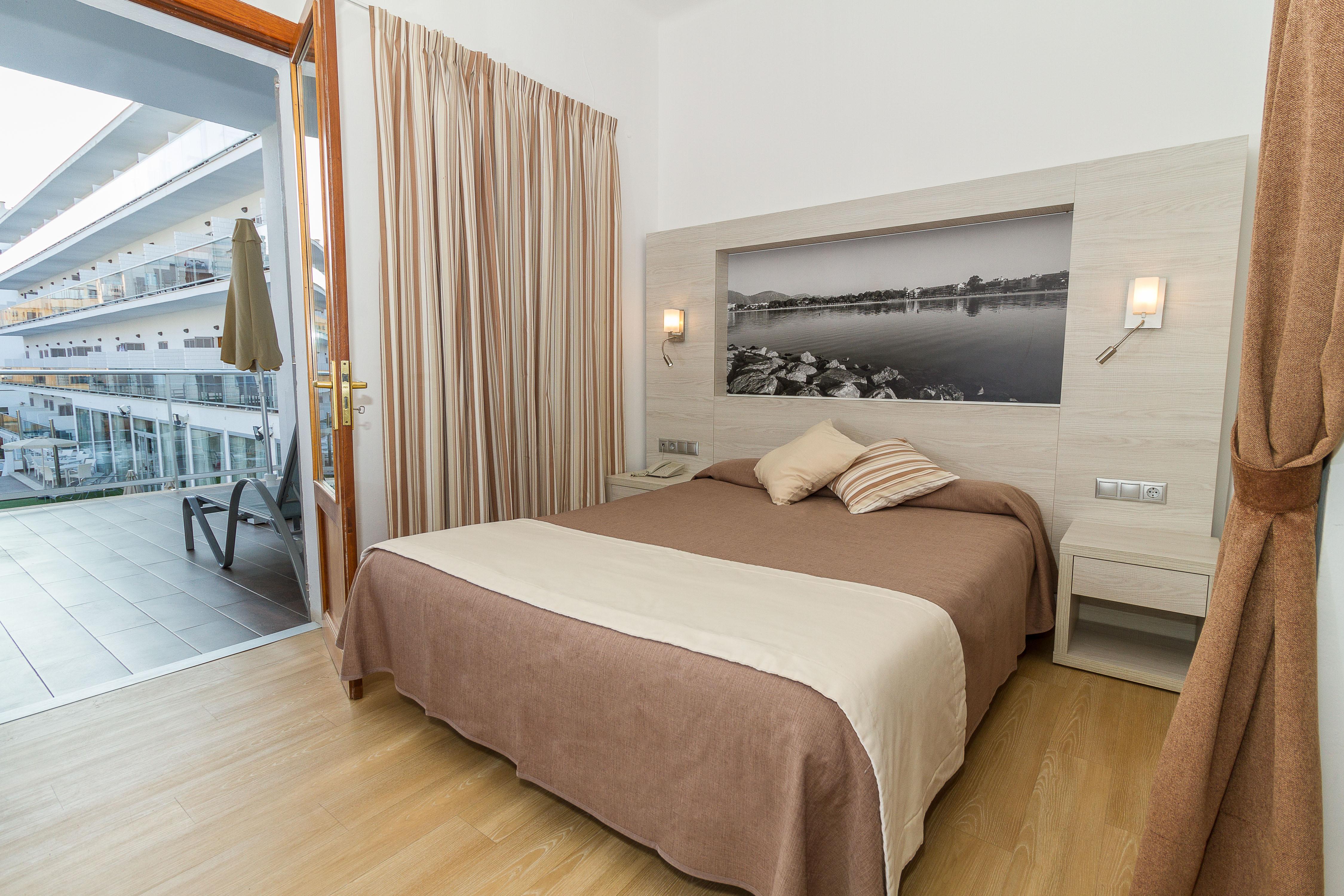 Hotel Eix Alcudia Adults Only 4*