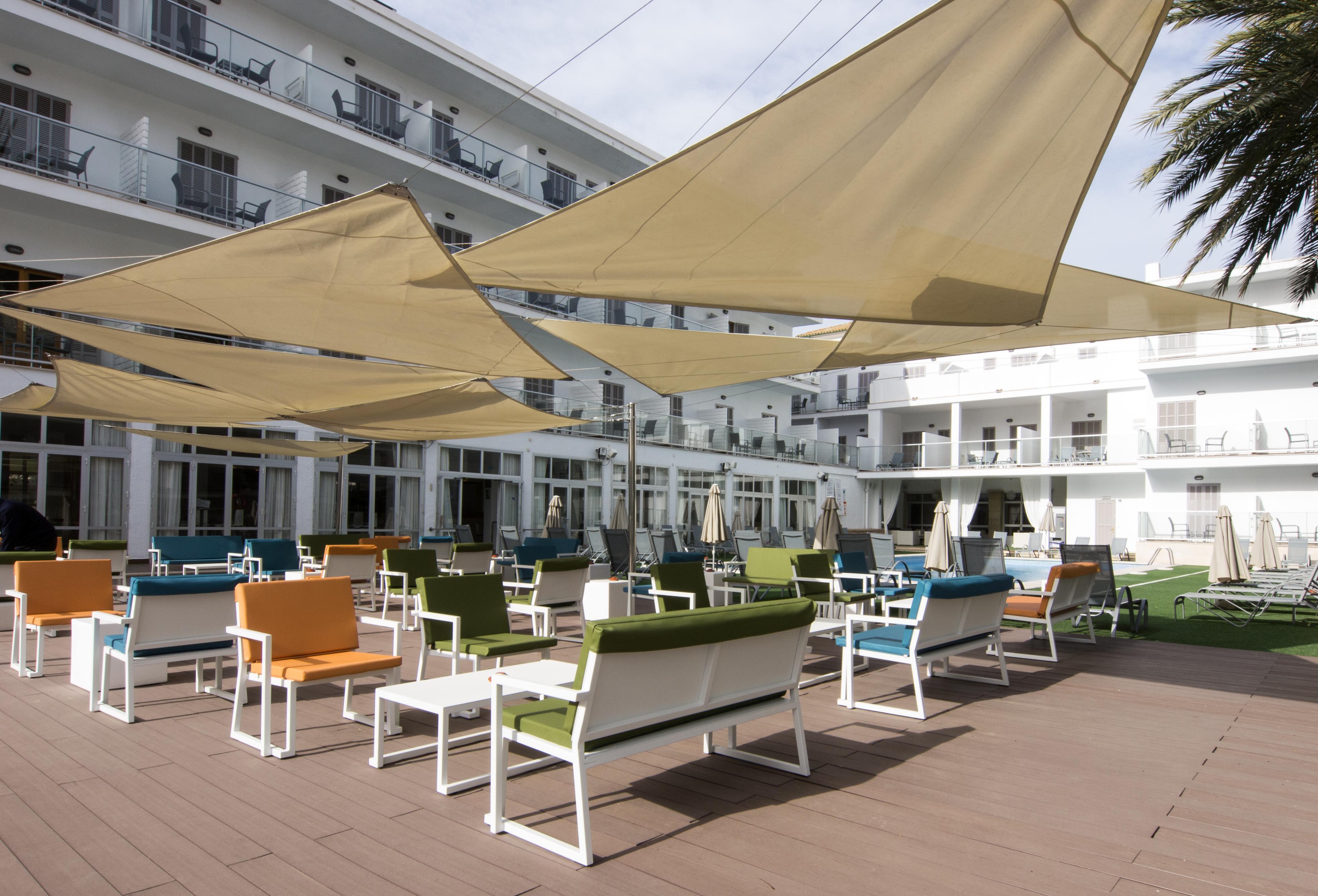 Hotel Eix Alcudia Adults Only 4*