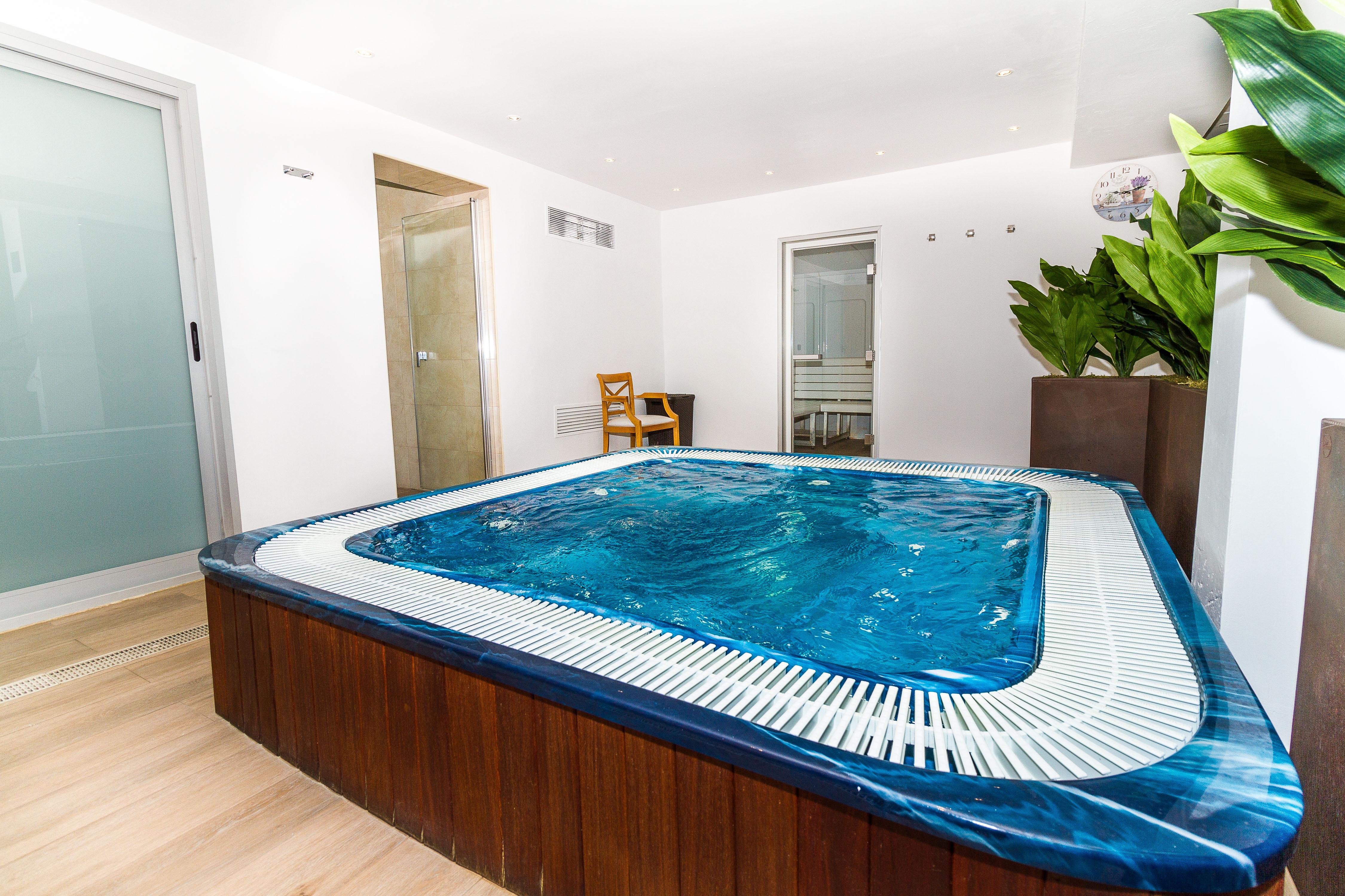 Hotel Eix Alcudia Adults Only 4*