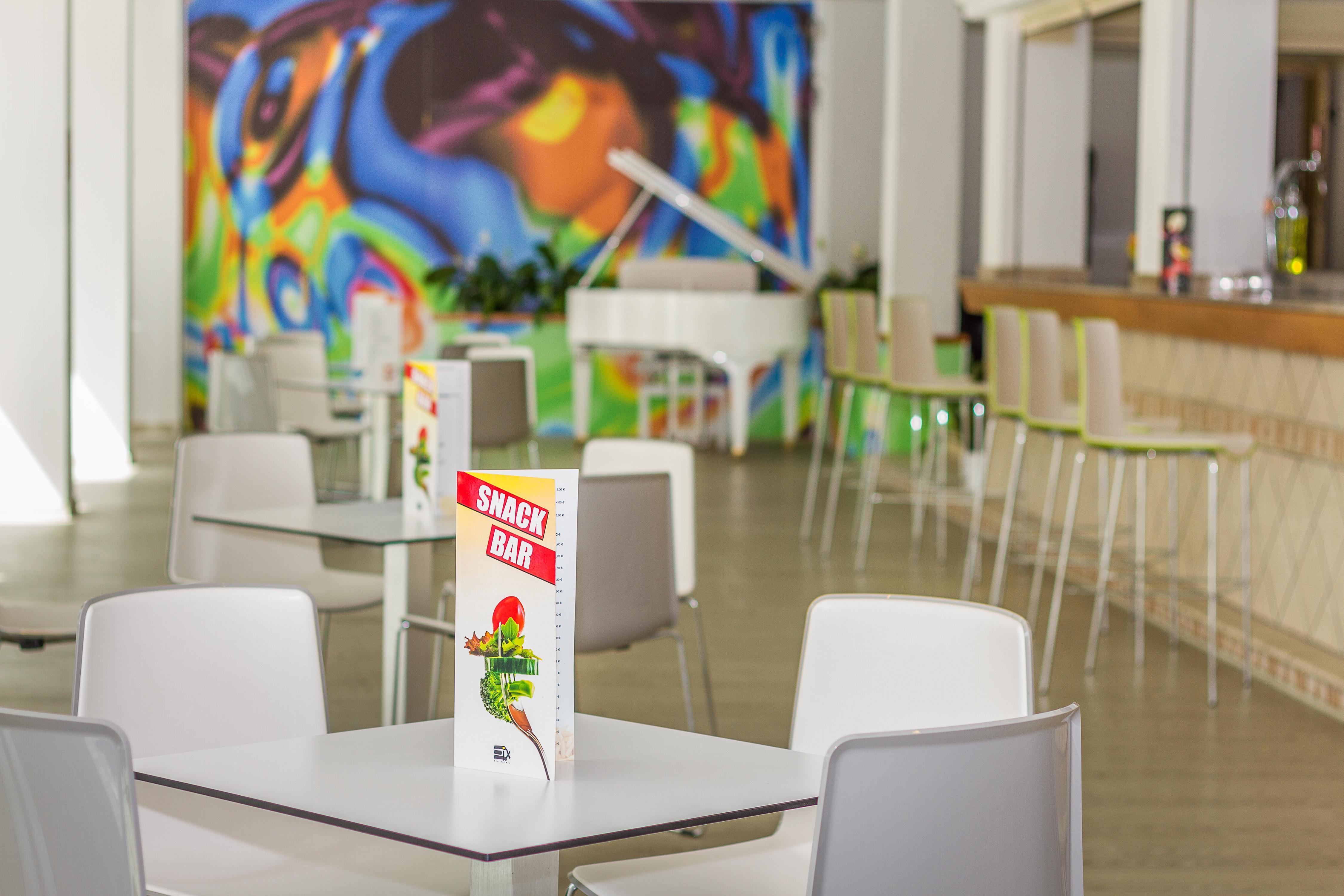 Hotel Eix Alcudia Adults Only 4*