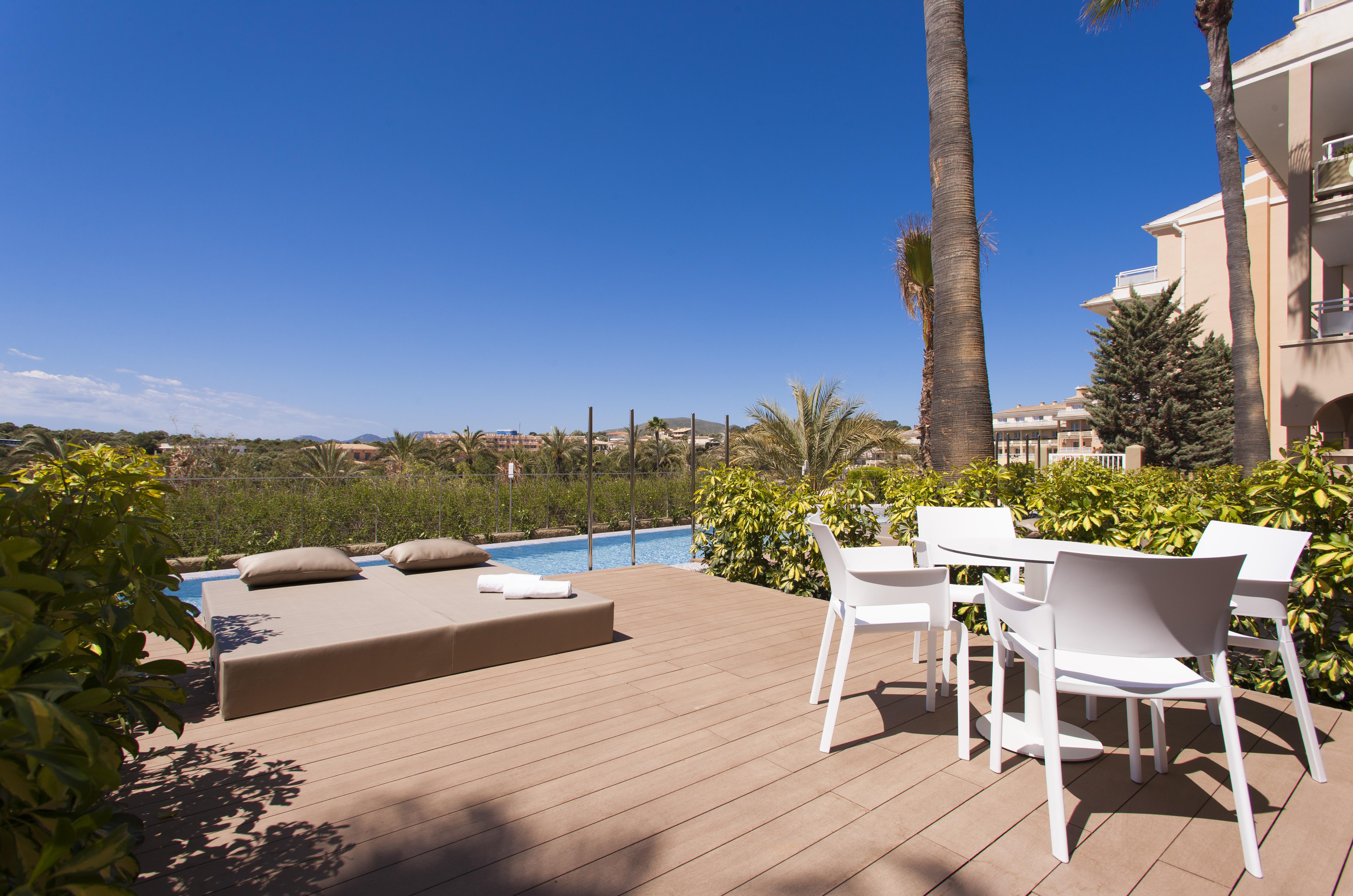 Insotel Cala Mandia 4*