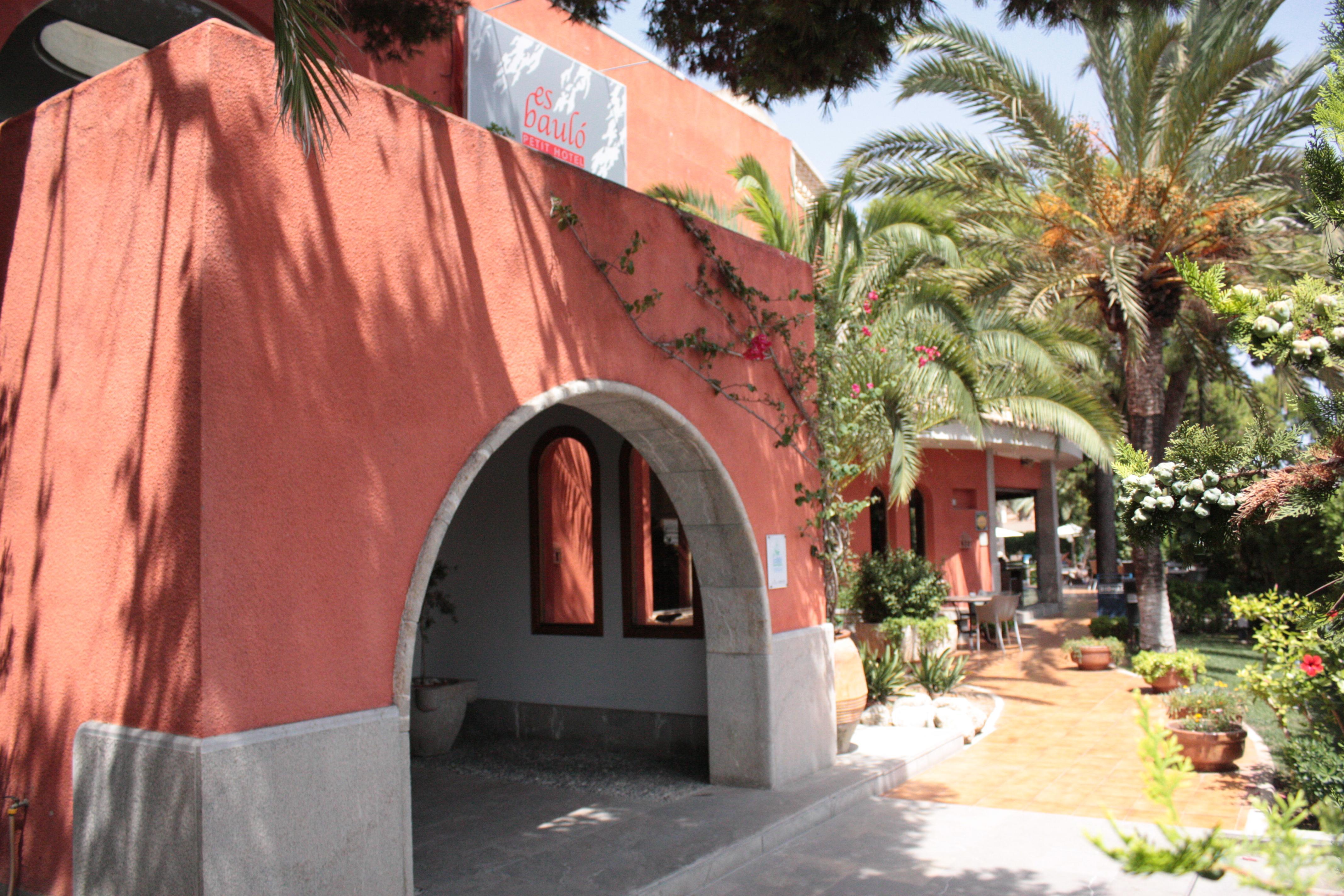Apartahotel Es Baulo Petit 4*