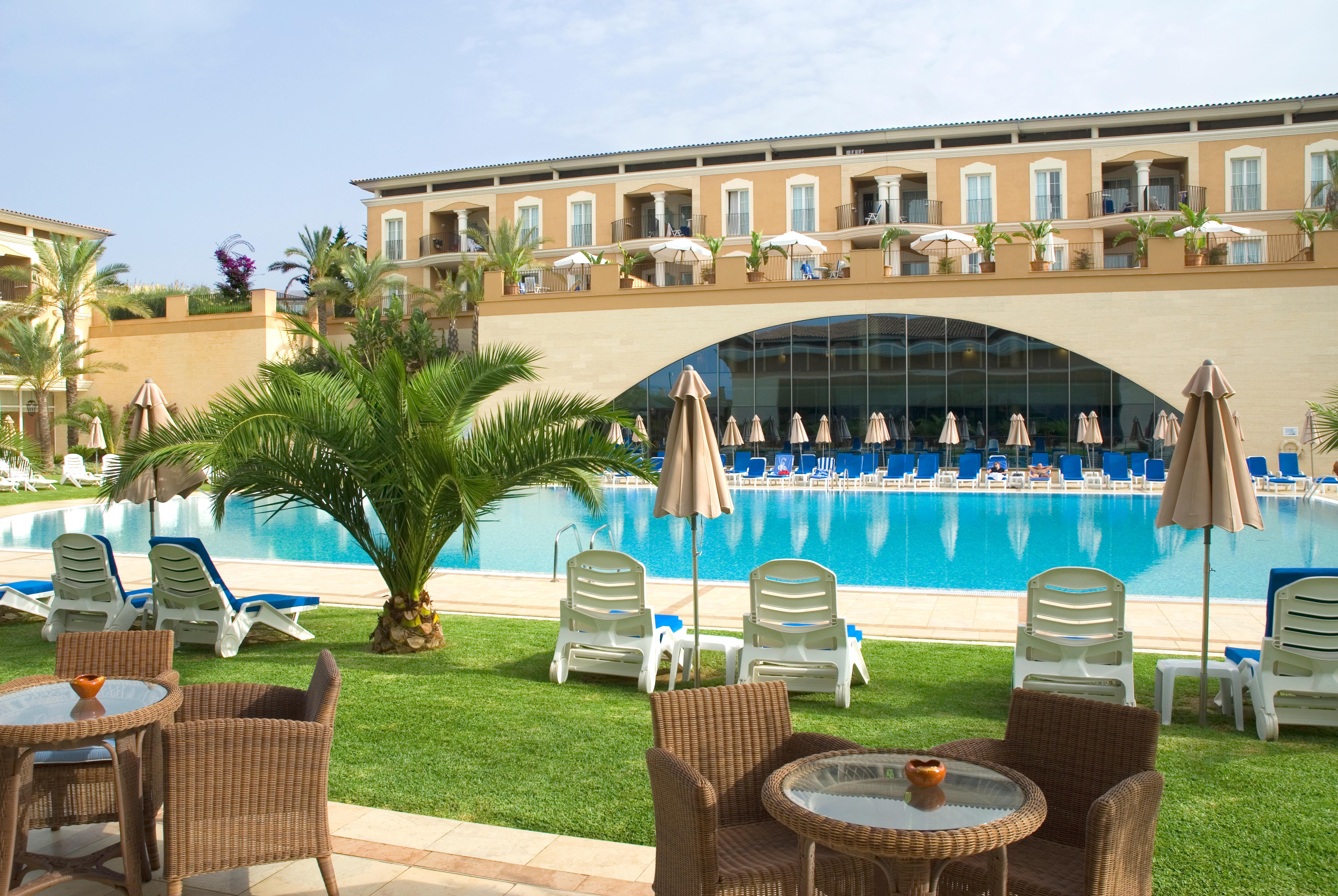 Grupotel Playa De Palma Suites&spa 4*