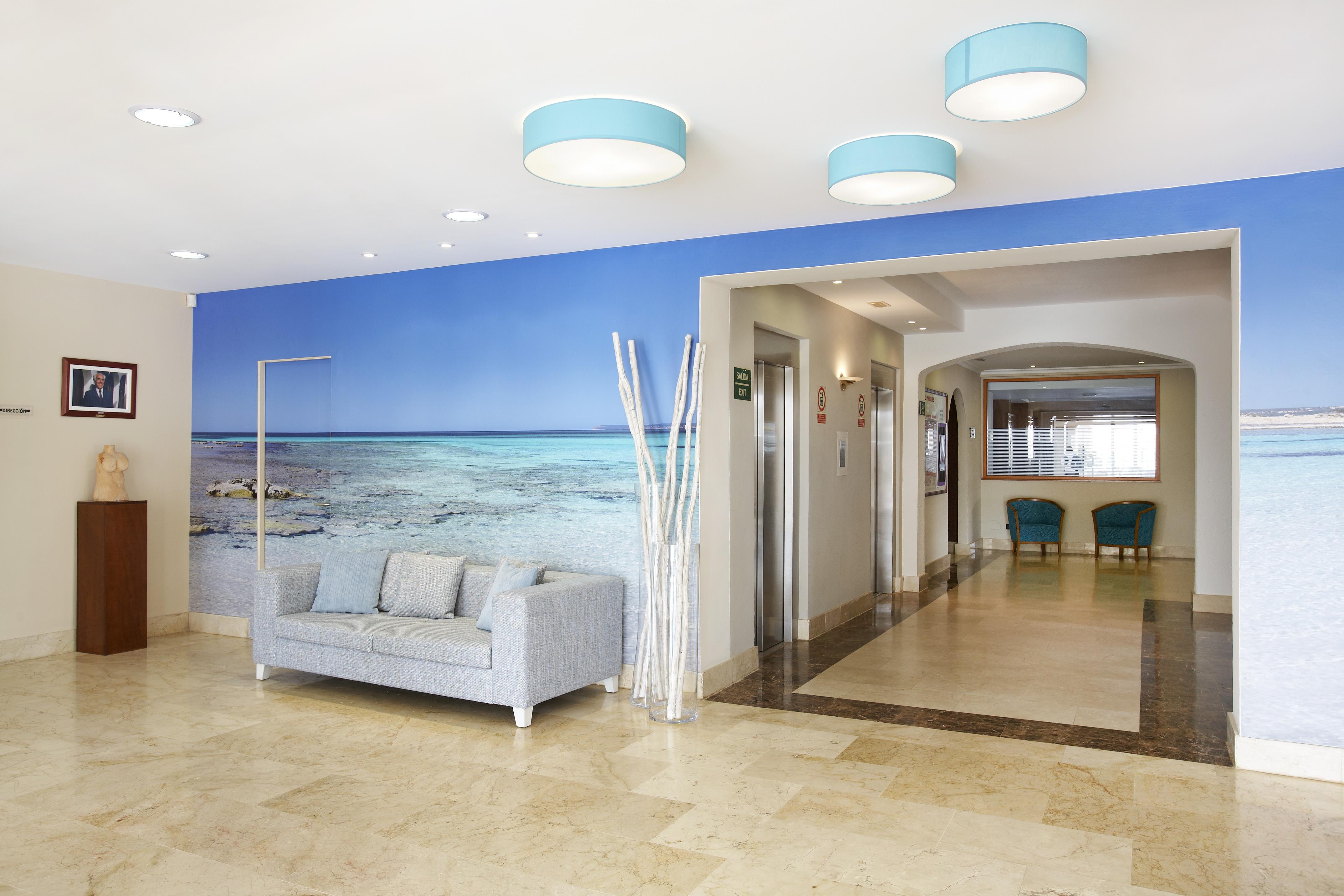 Universal Marques Hotel
