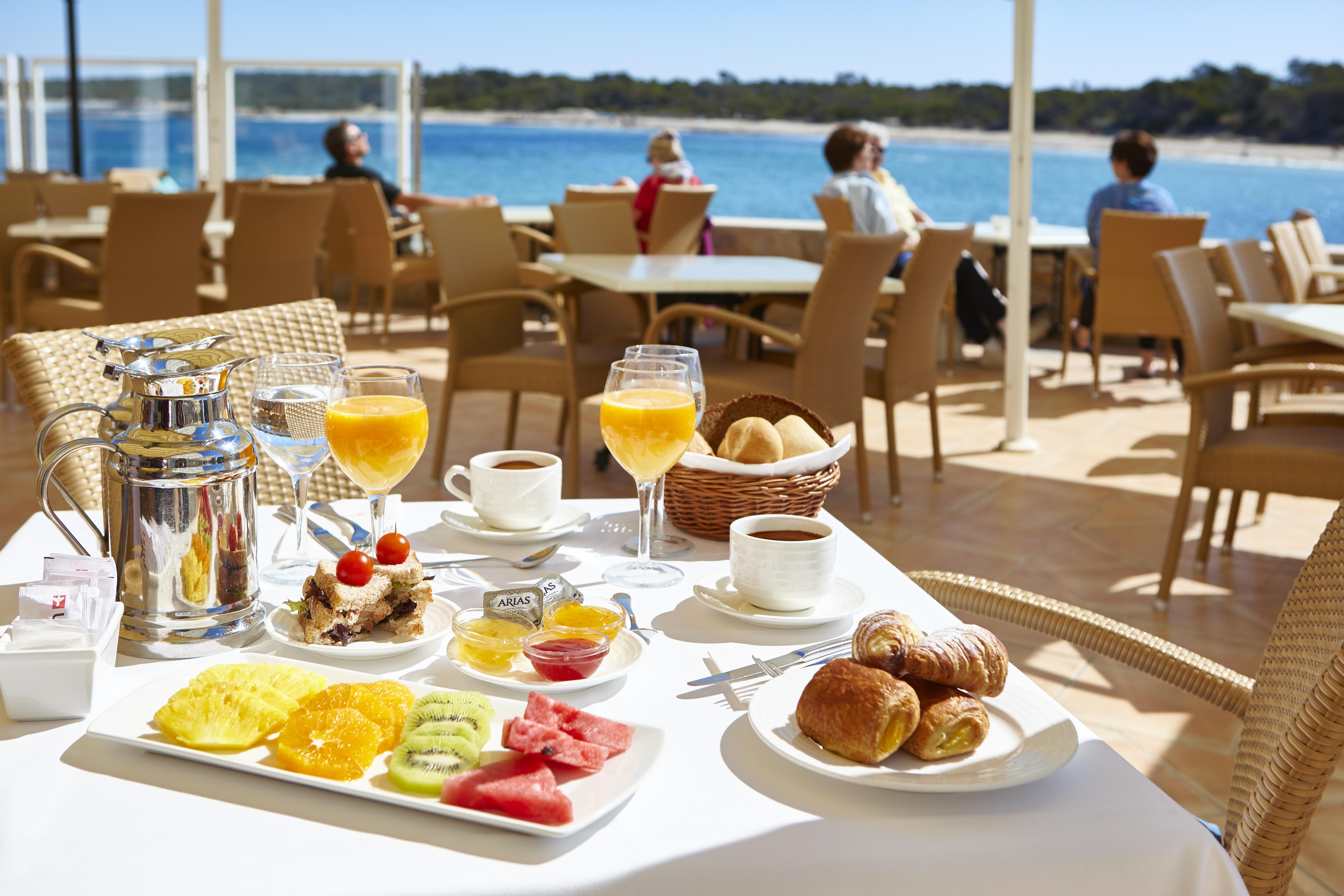 Hotel Universal Marques