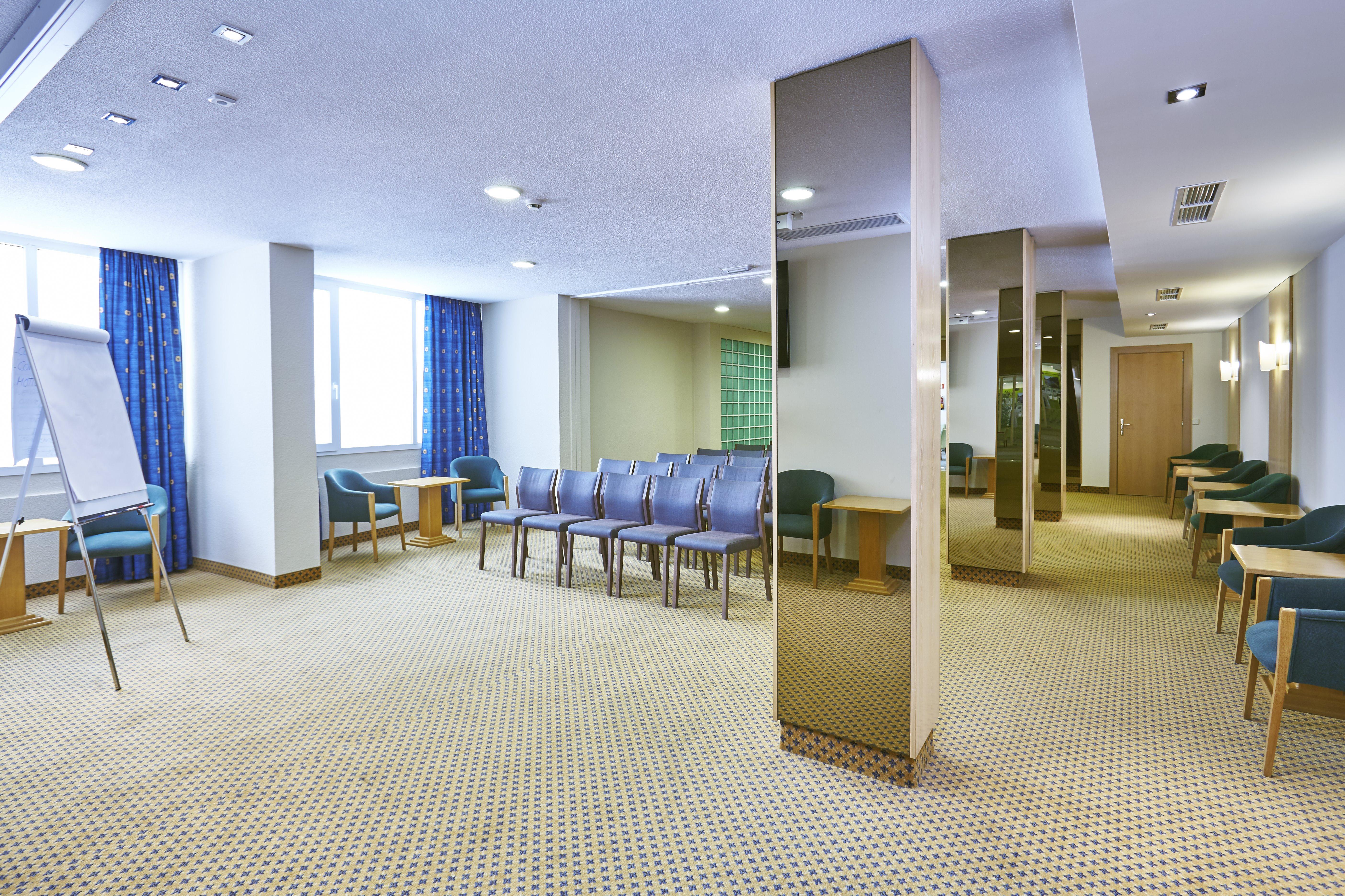 Universal Lido Park Hotel 4*