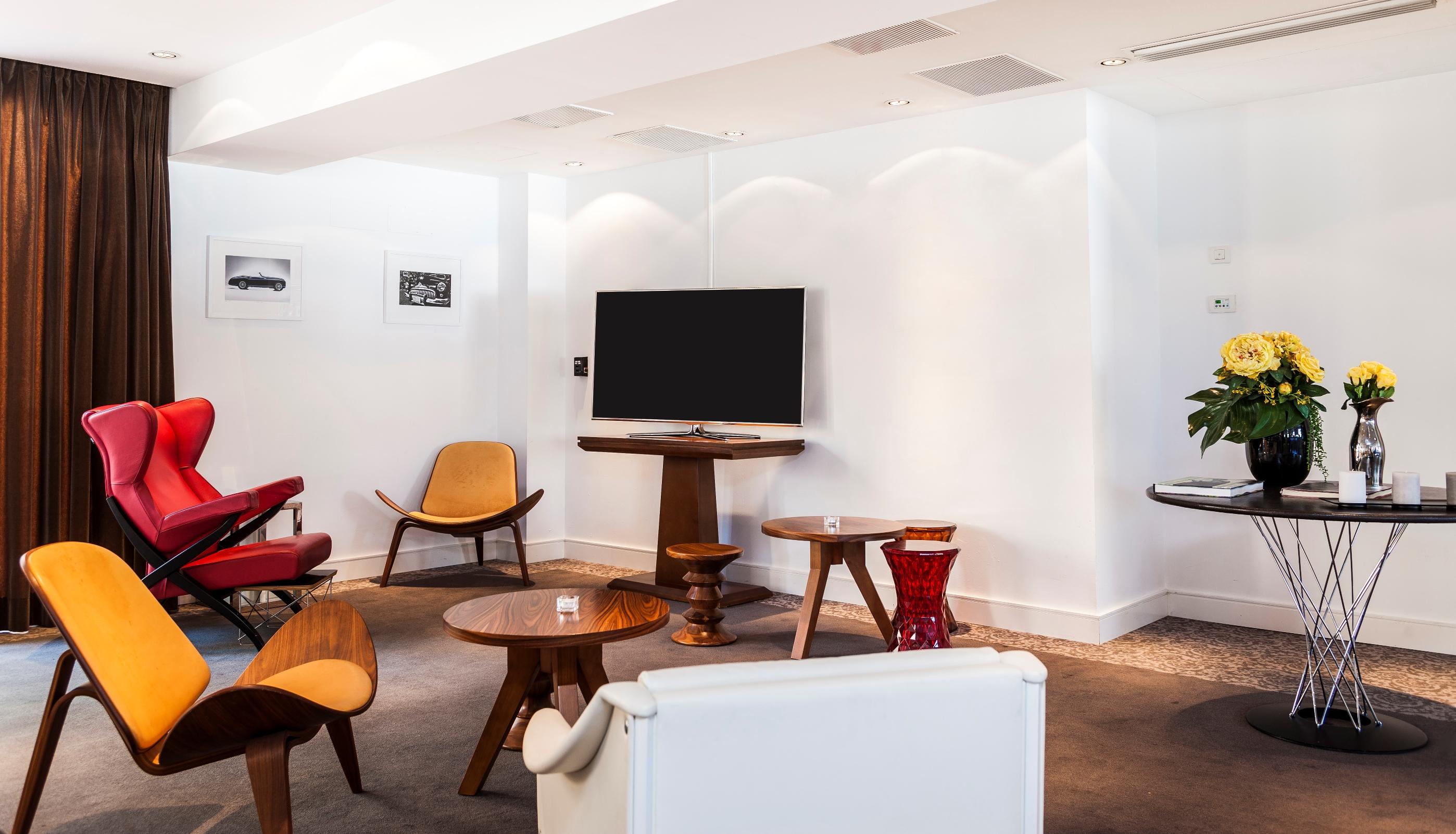 Ur Palacio Avenida Hotel 4*