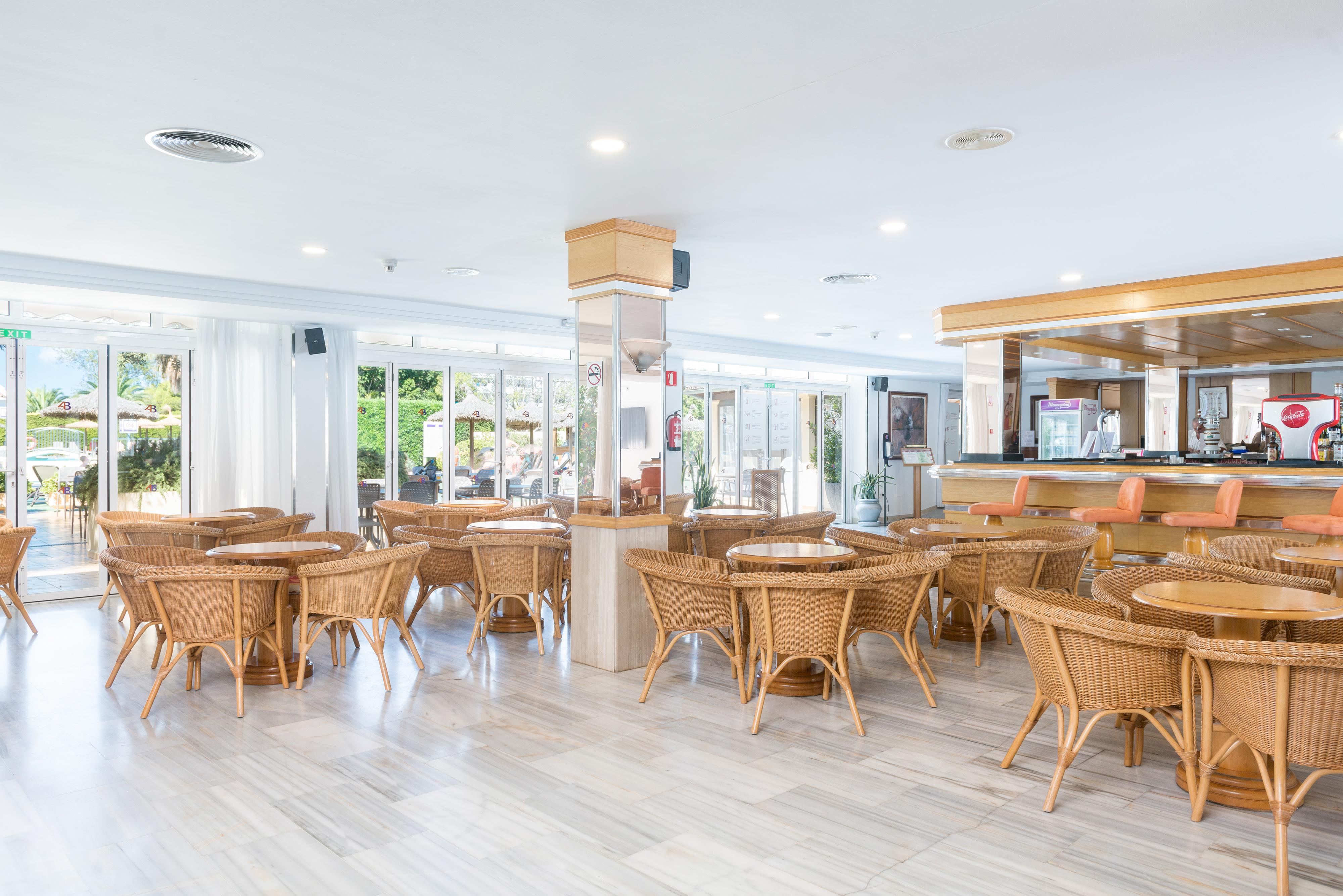 Apartahotel Alcúdia 3*