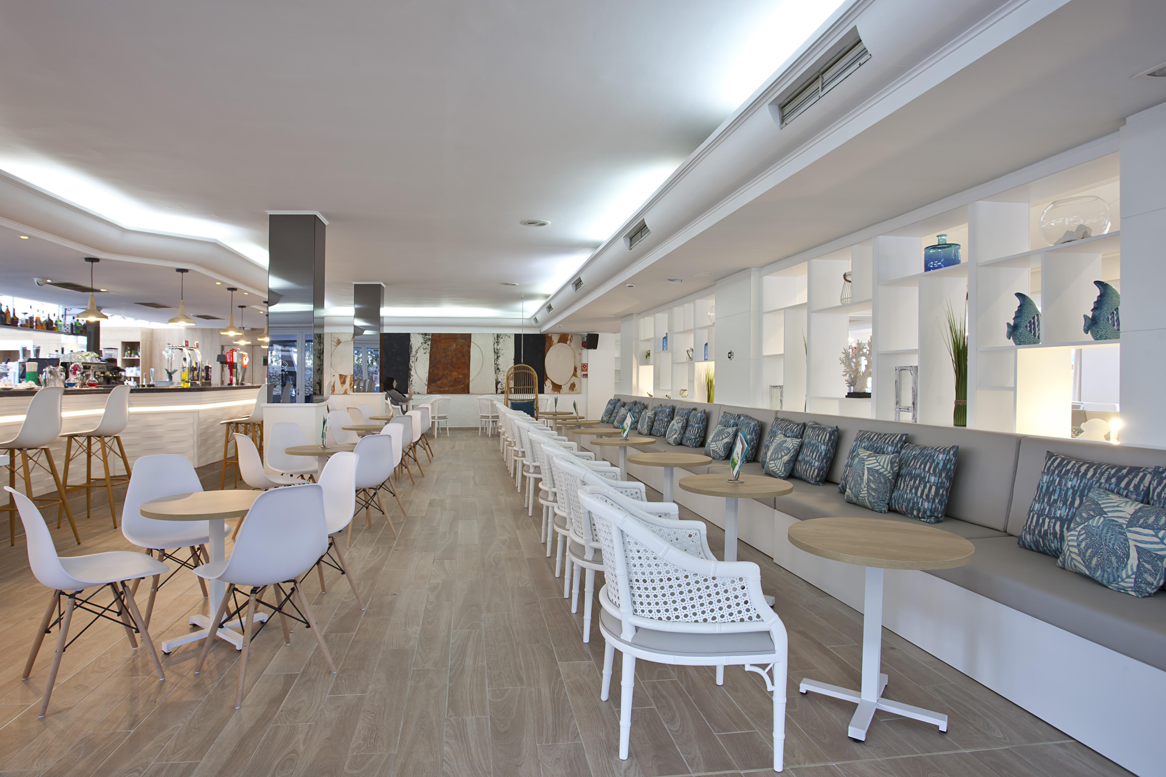 Bahia De Alcudia & 4*