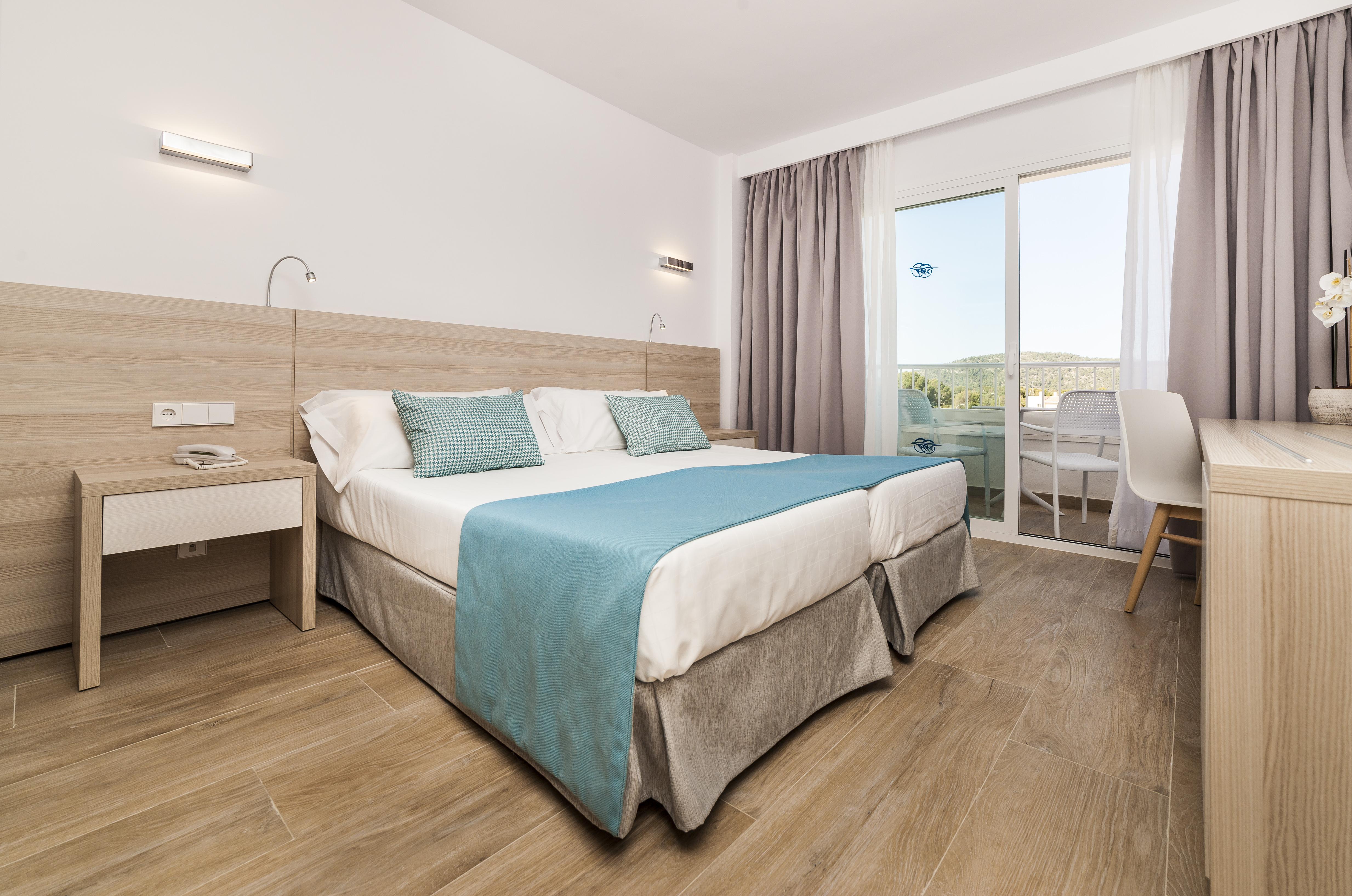 Hotel Globales Mimosa 4*