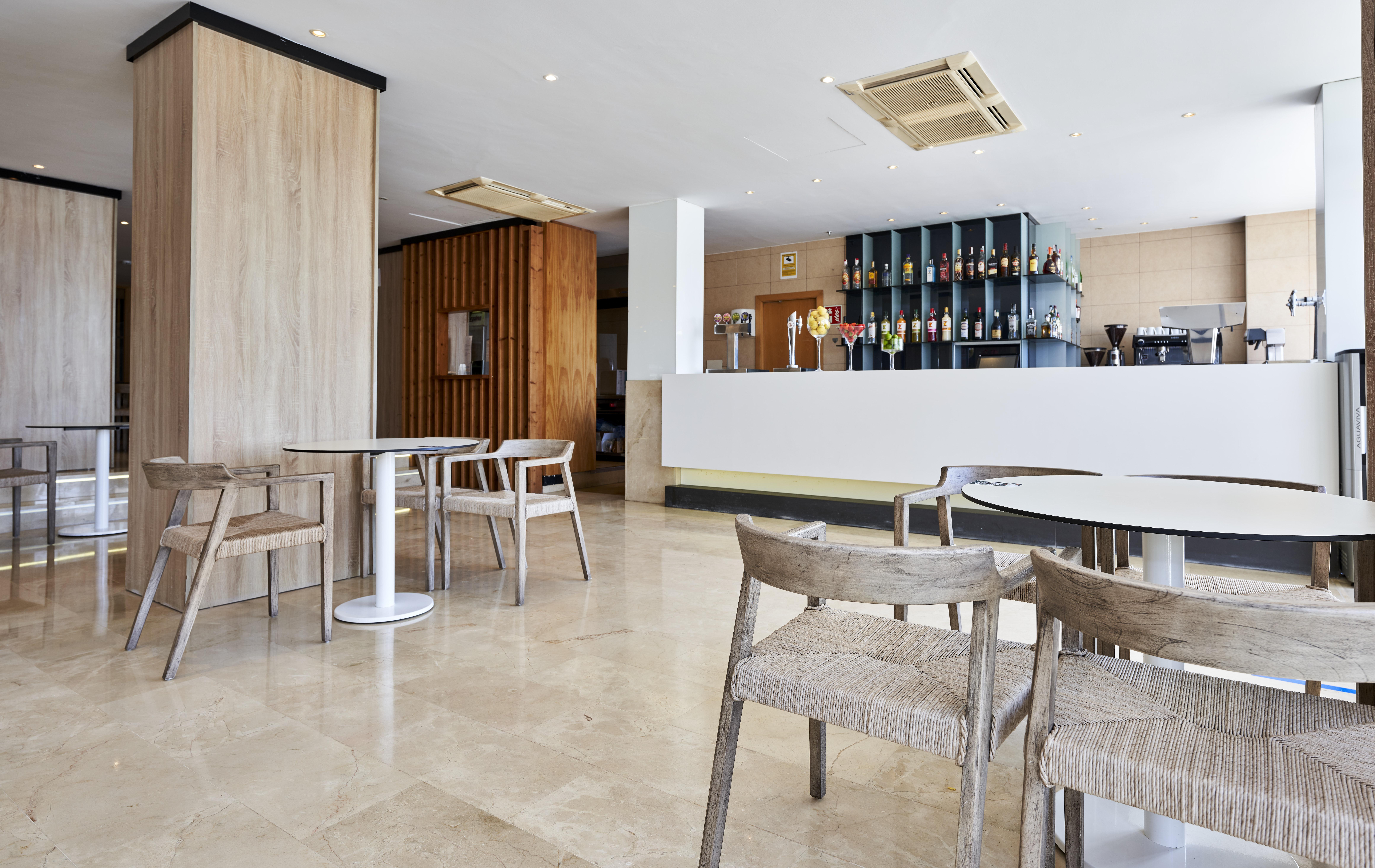 Globales Cala Viñas Adults Only 16+ Resort 4*