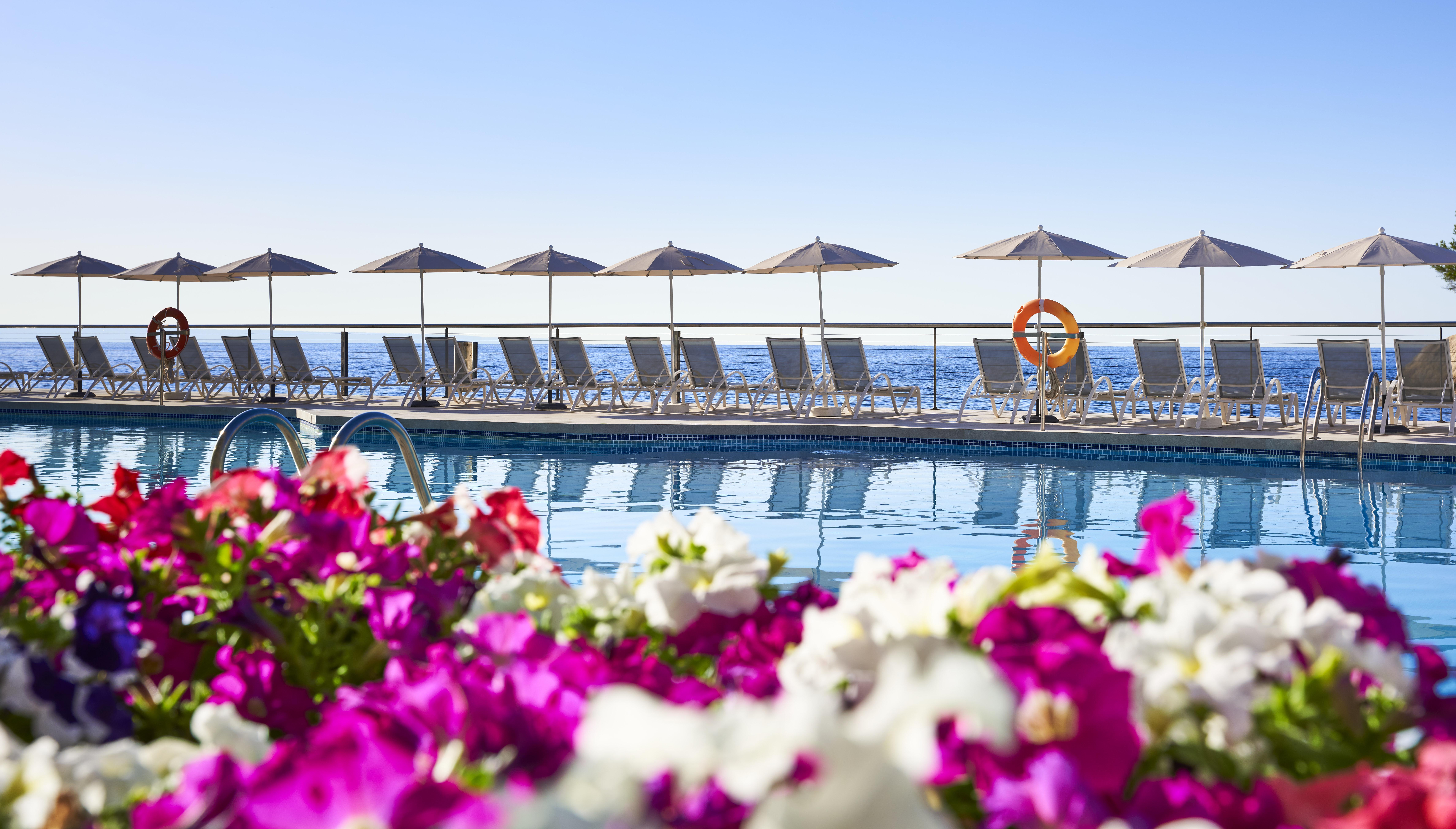 Globales Cala Viñas Adults Only 16+