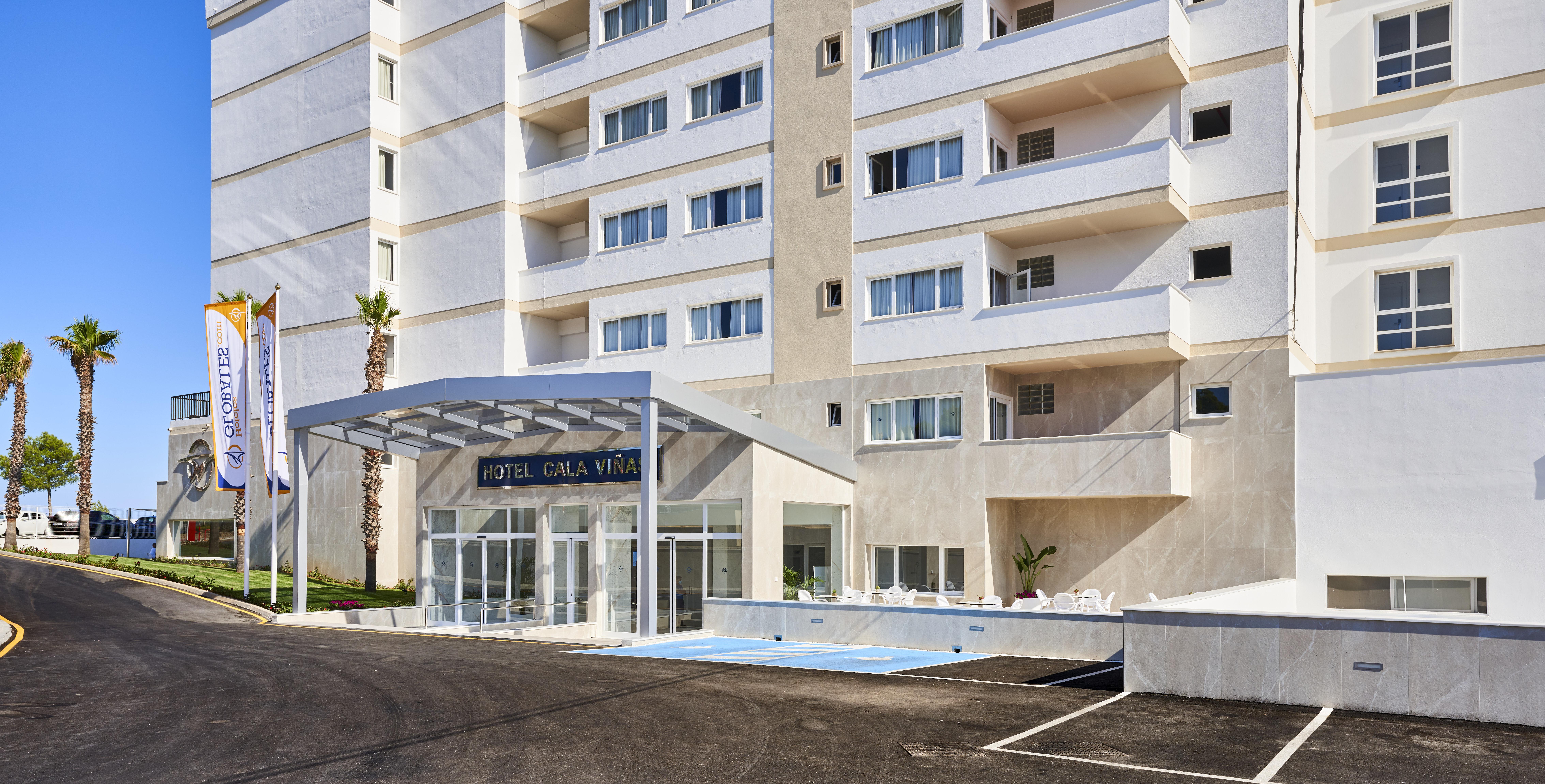 Globales Cala Viñas Adults Only 16+