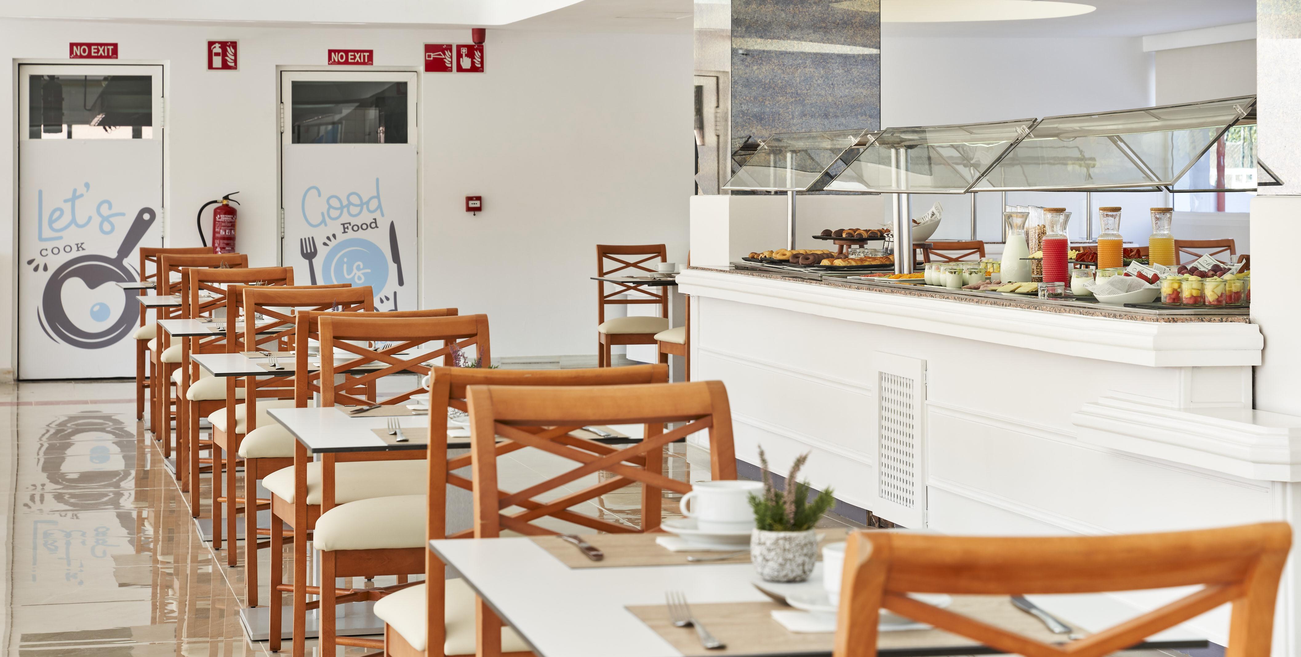 Globales Palmanova Hotel 3*