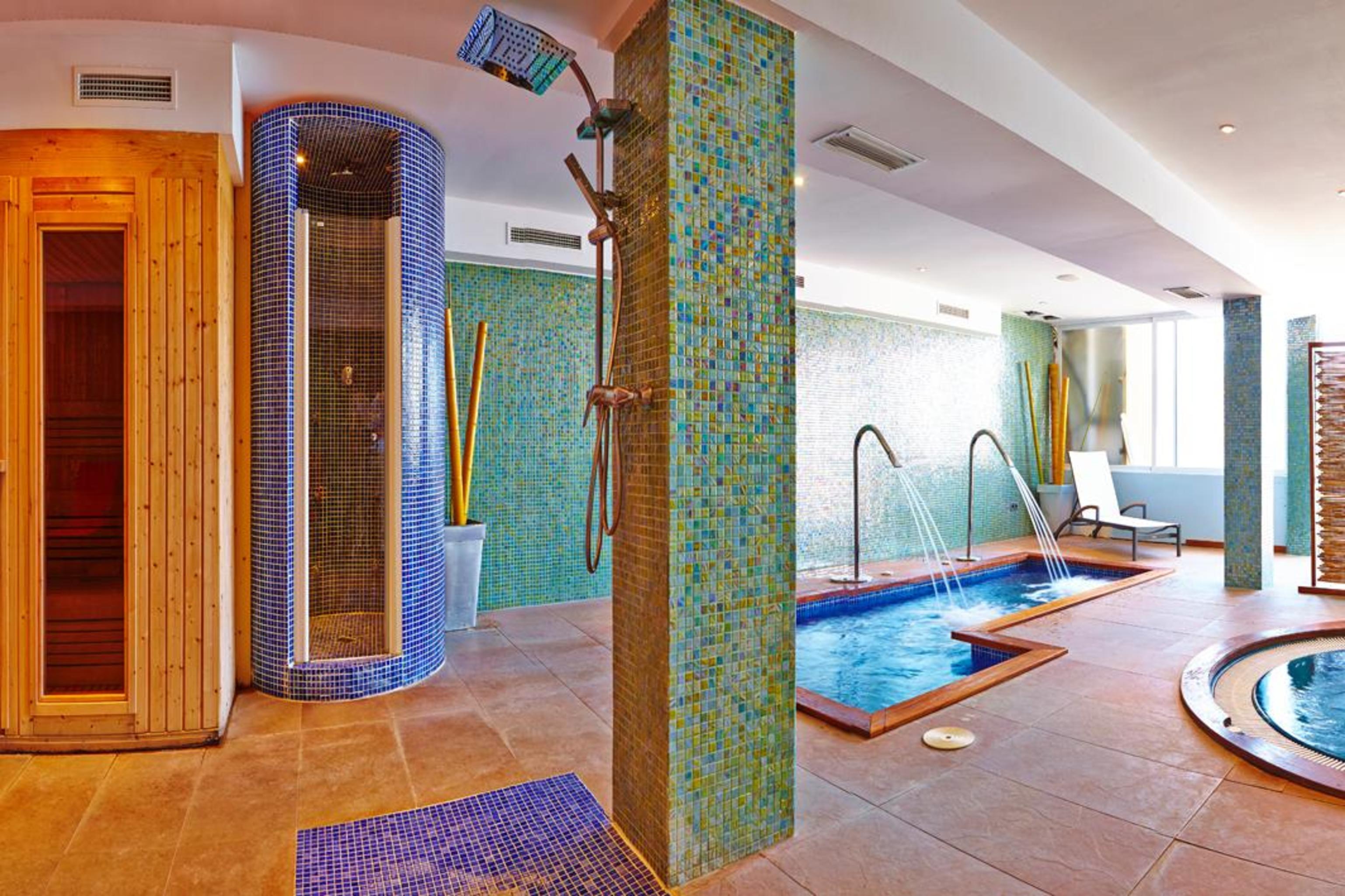 Flamboyan Caribe & Hotel 4*