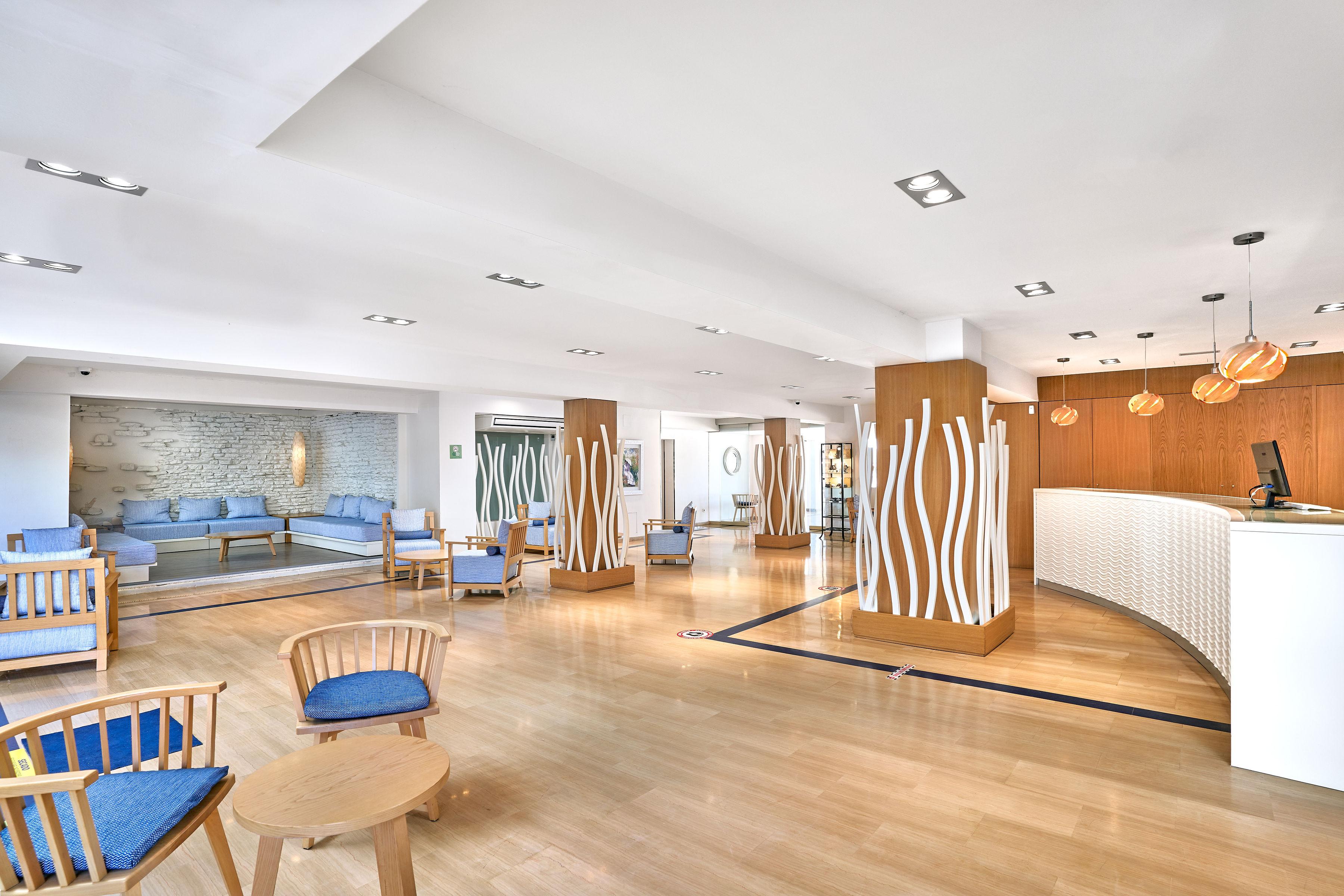 Flamboyan Caribe & 4*