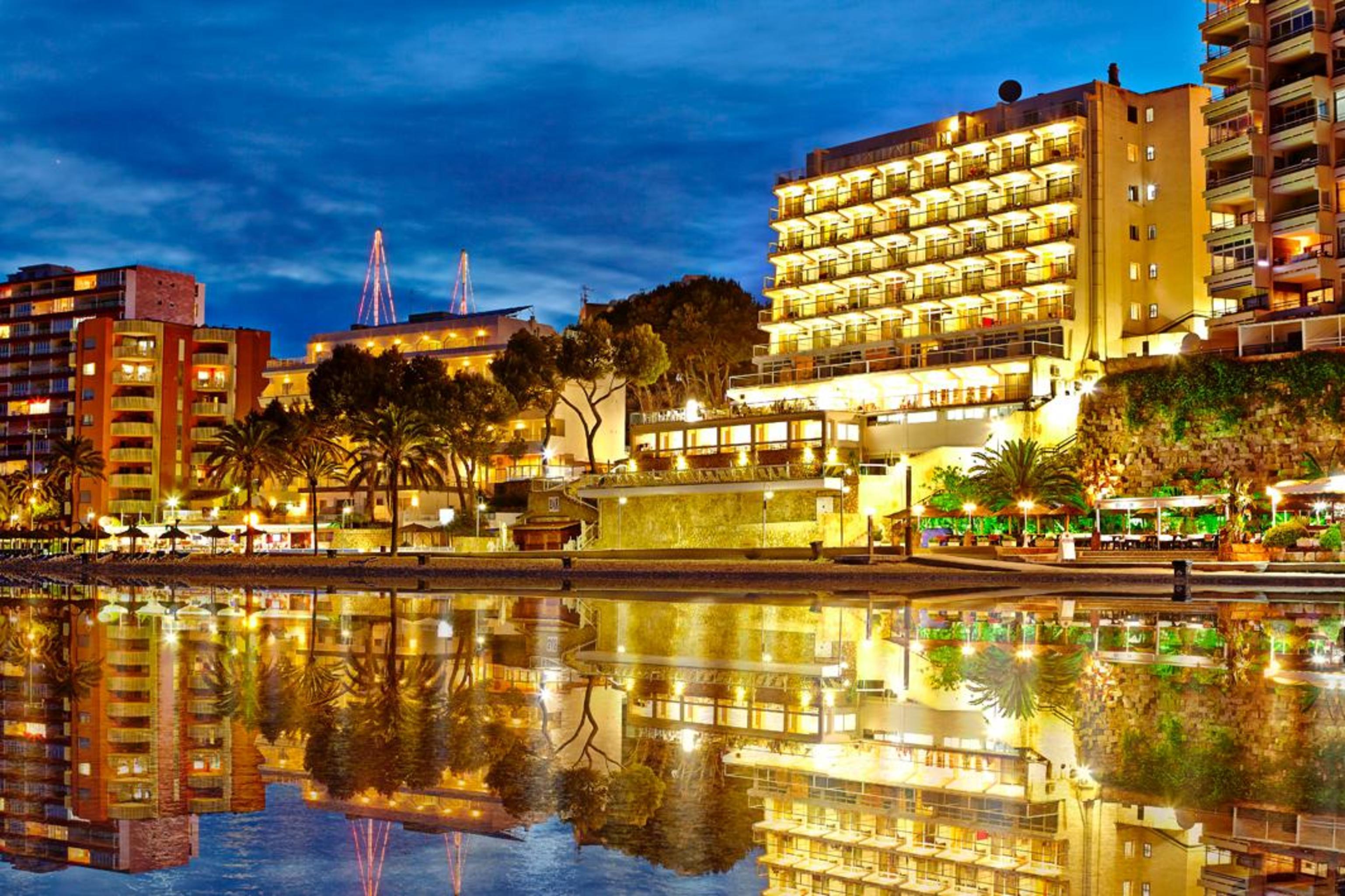 Hotel Flamboyan Caribe & 4*