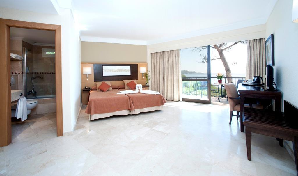 Grupotel Aguait & - Adults Only