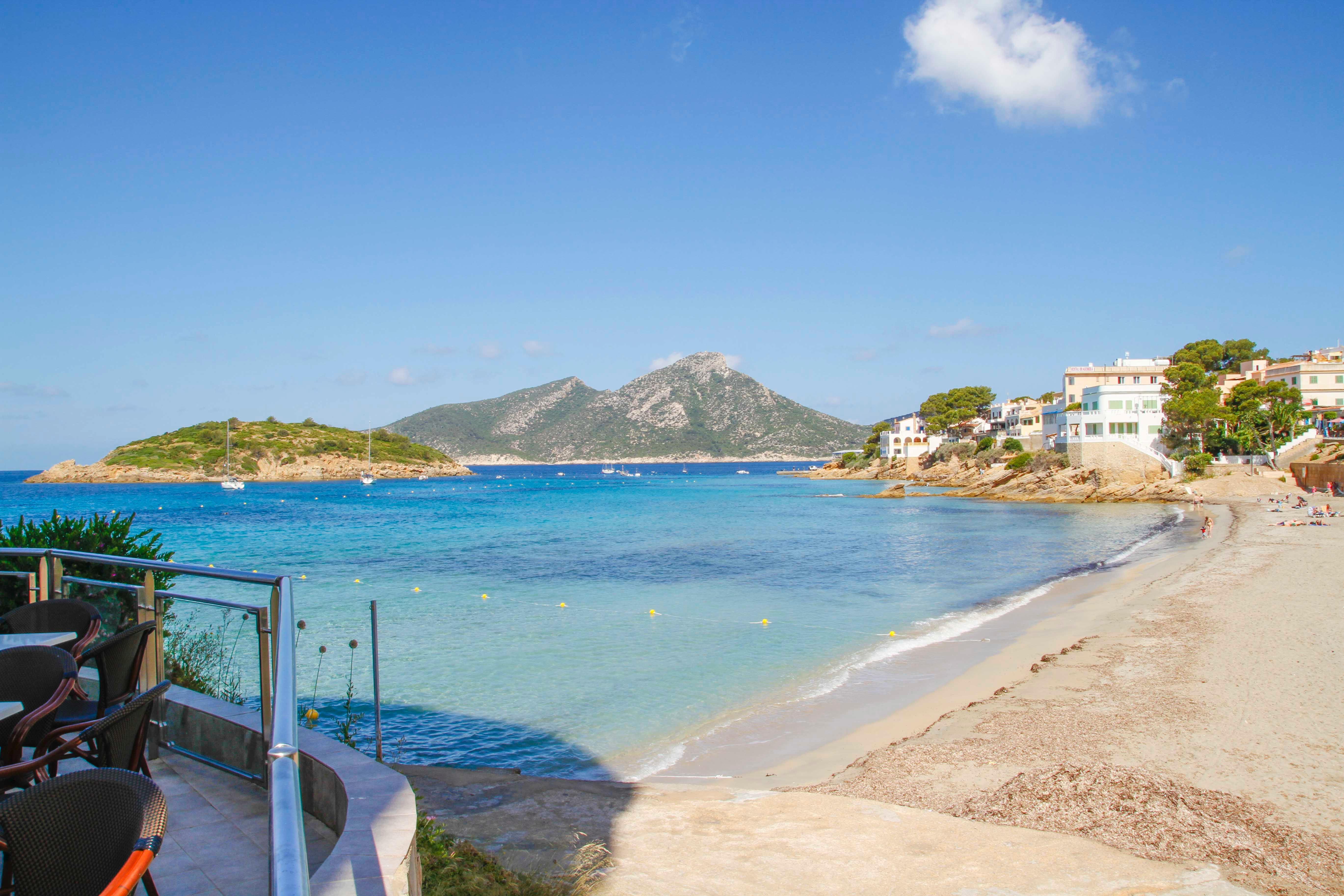 Universal Aquamarin Sant Elm