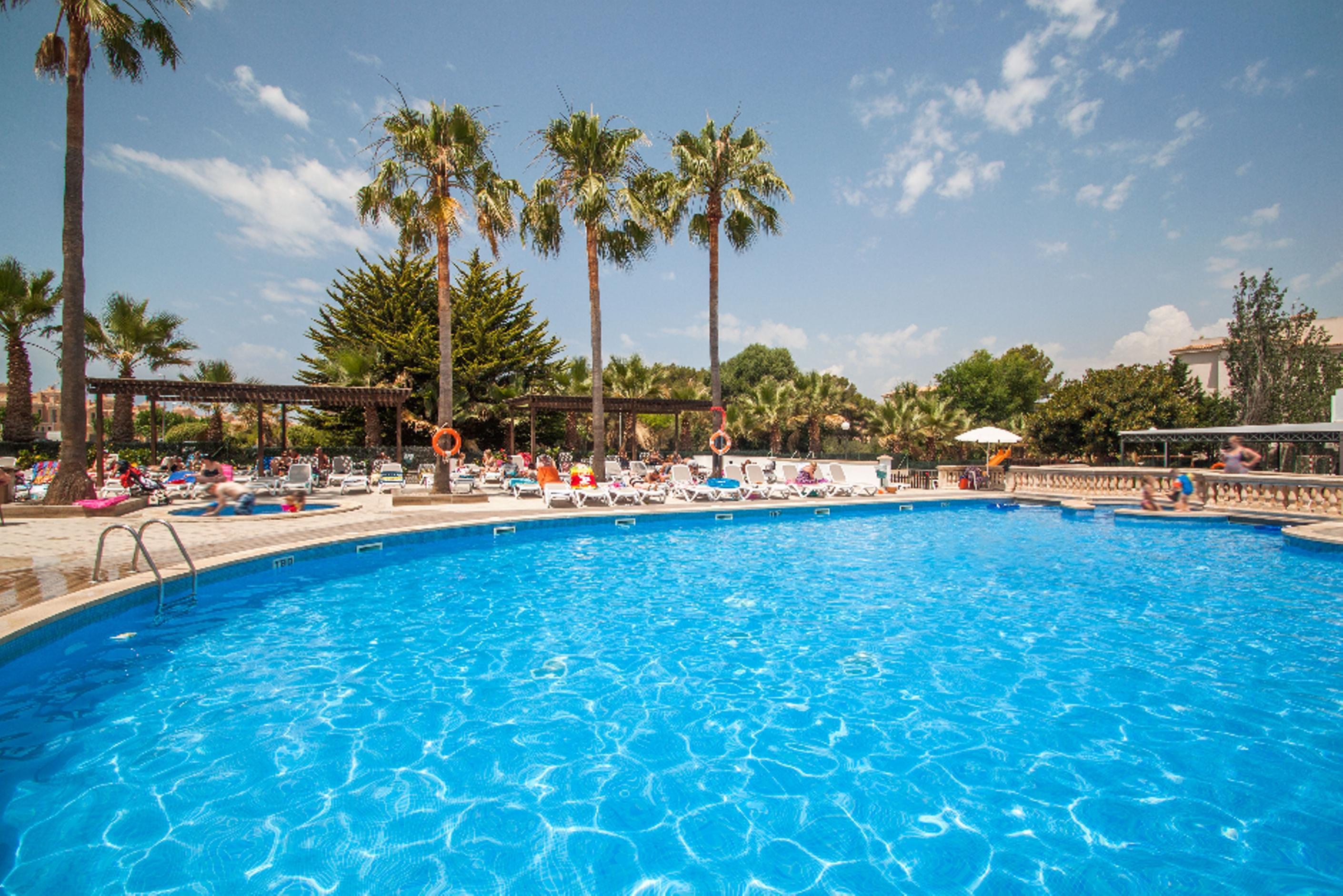 Globales Maioris Hotel 4*