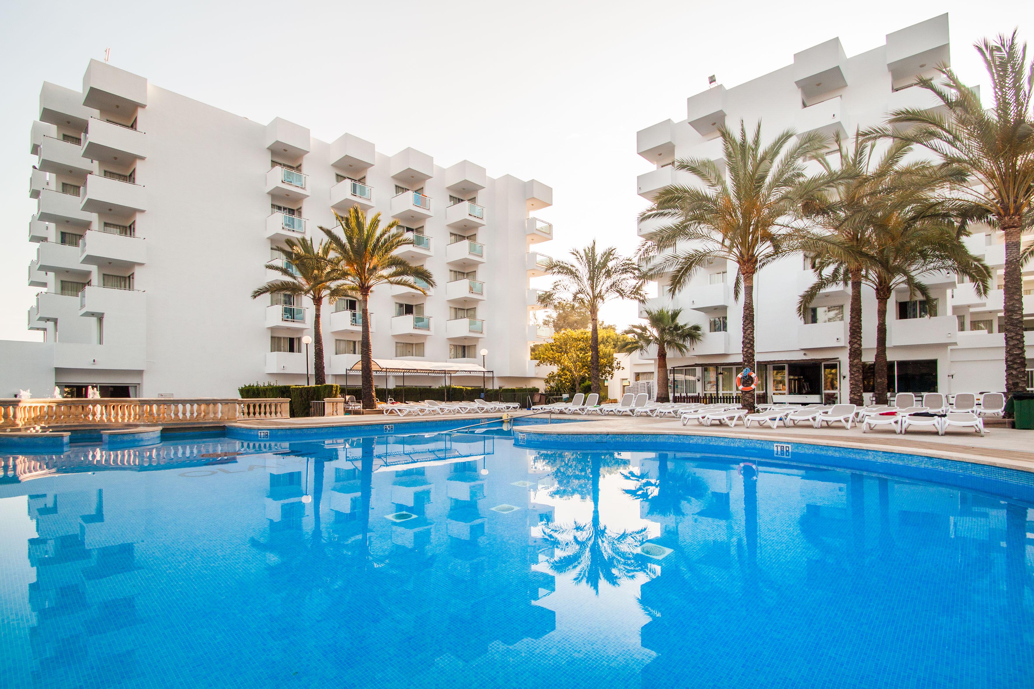 Globales Maioris Hotel 4*
