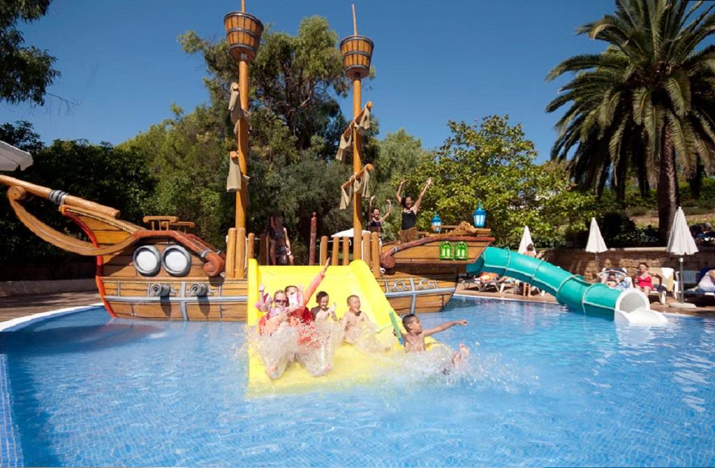 Beachclub Hotel Font de sa Cala