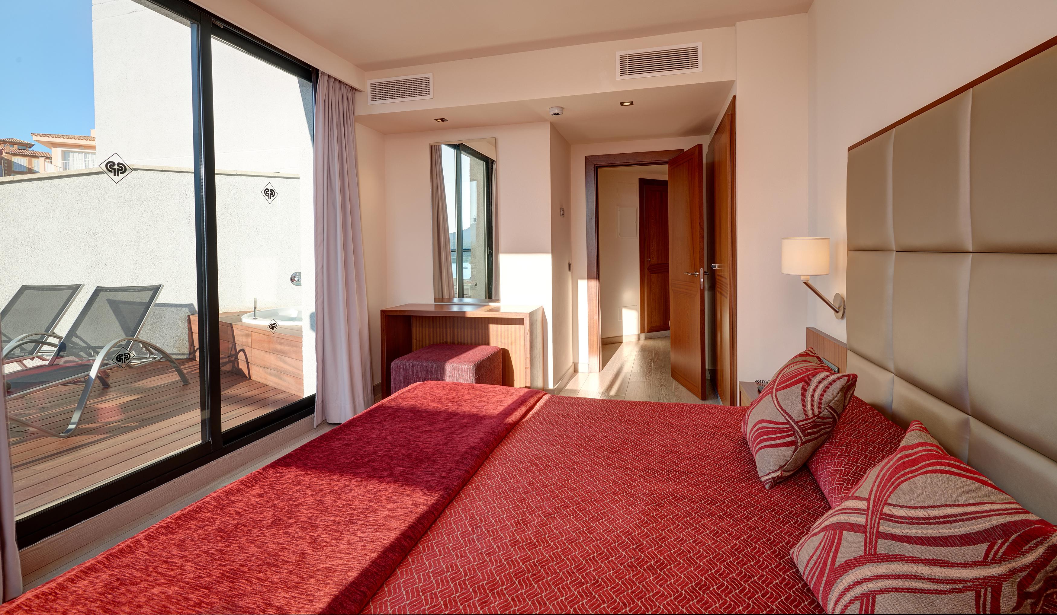 Hotel Protur Turo Pins 4* Sup 4*