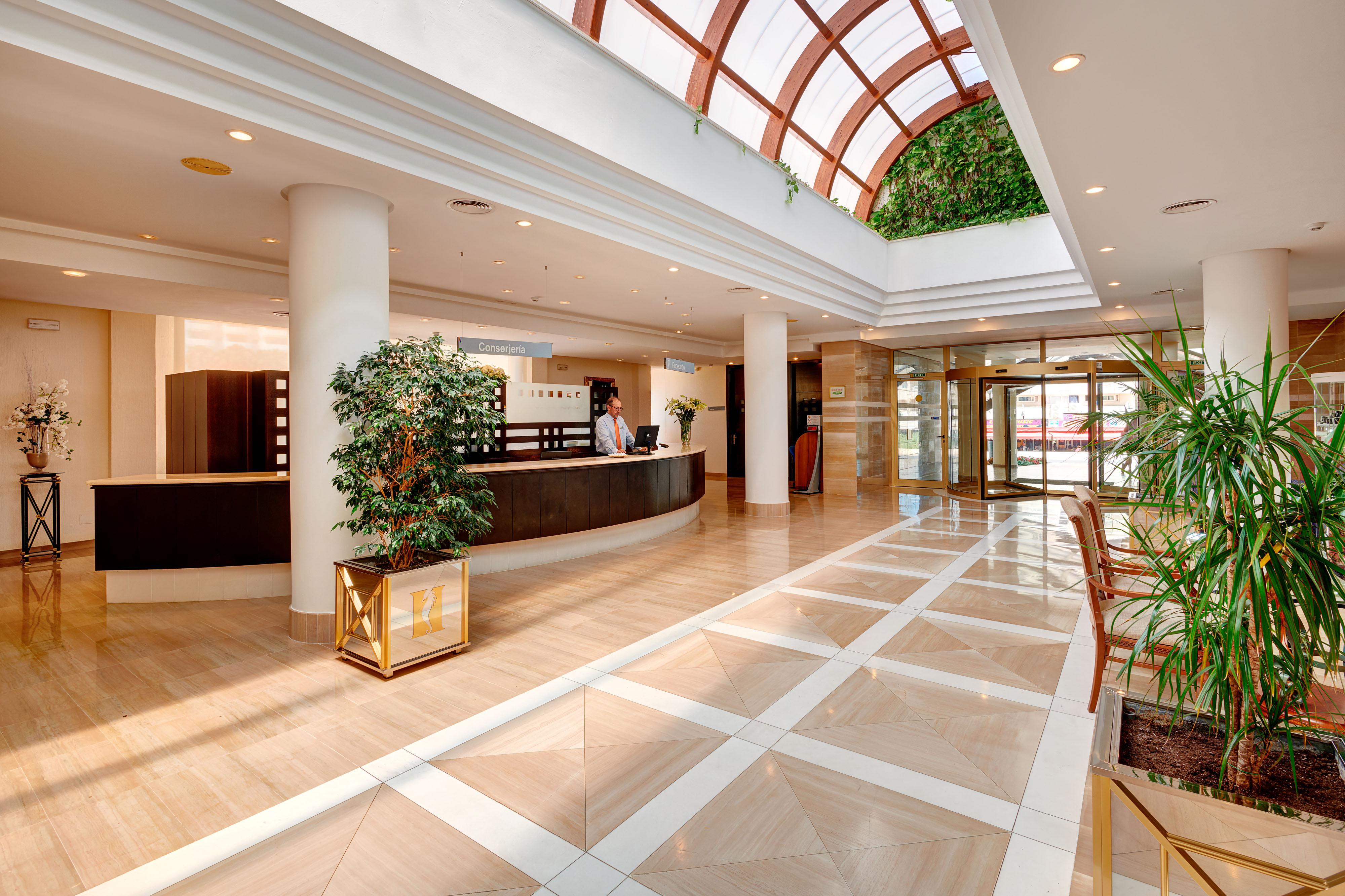 Hotel Marfil Playa 4*