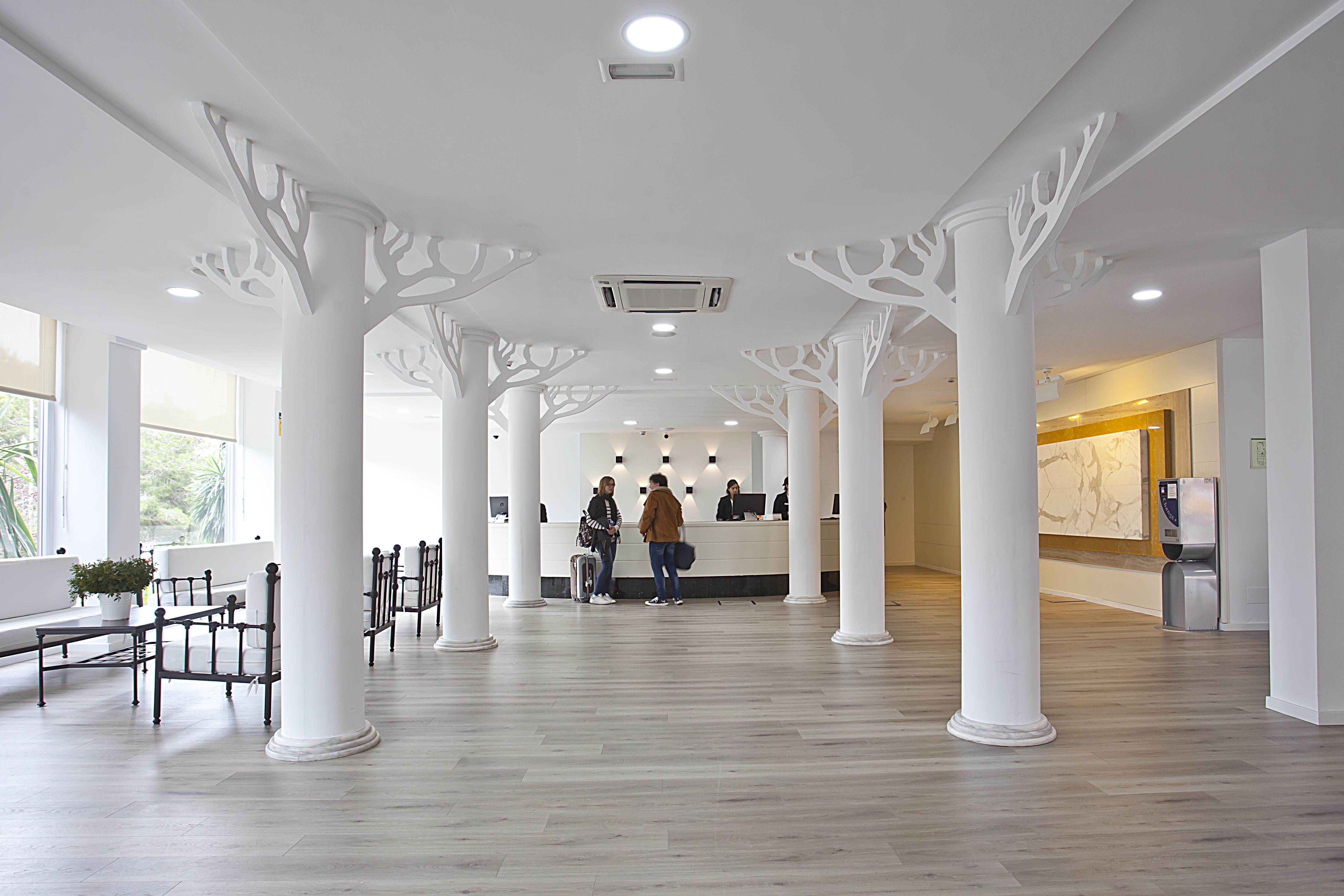 Apartahotel Hyb Eurocalas 4*