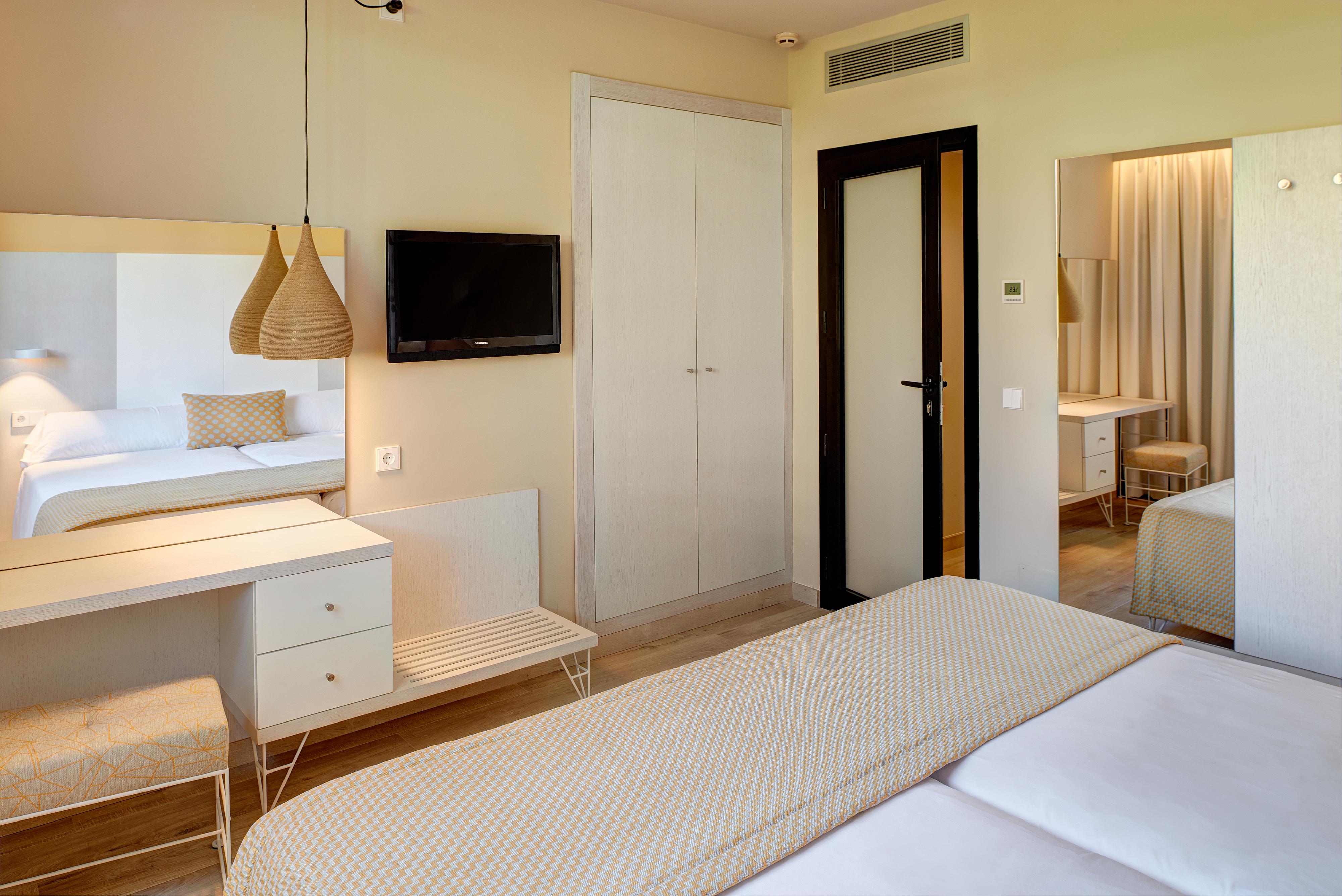 Hotel Protur Vista Badia
