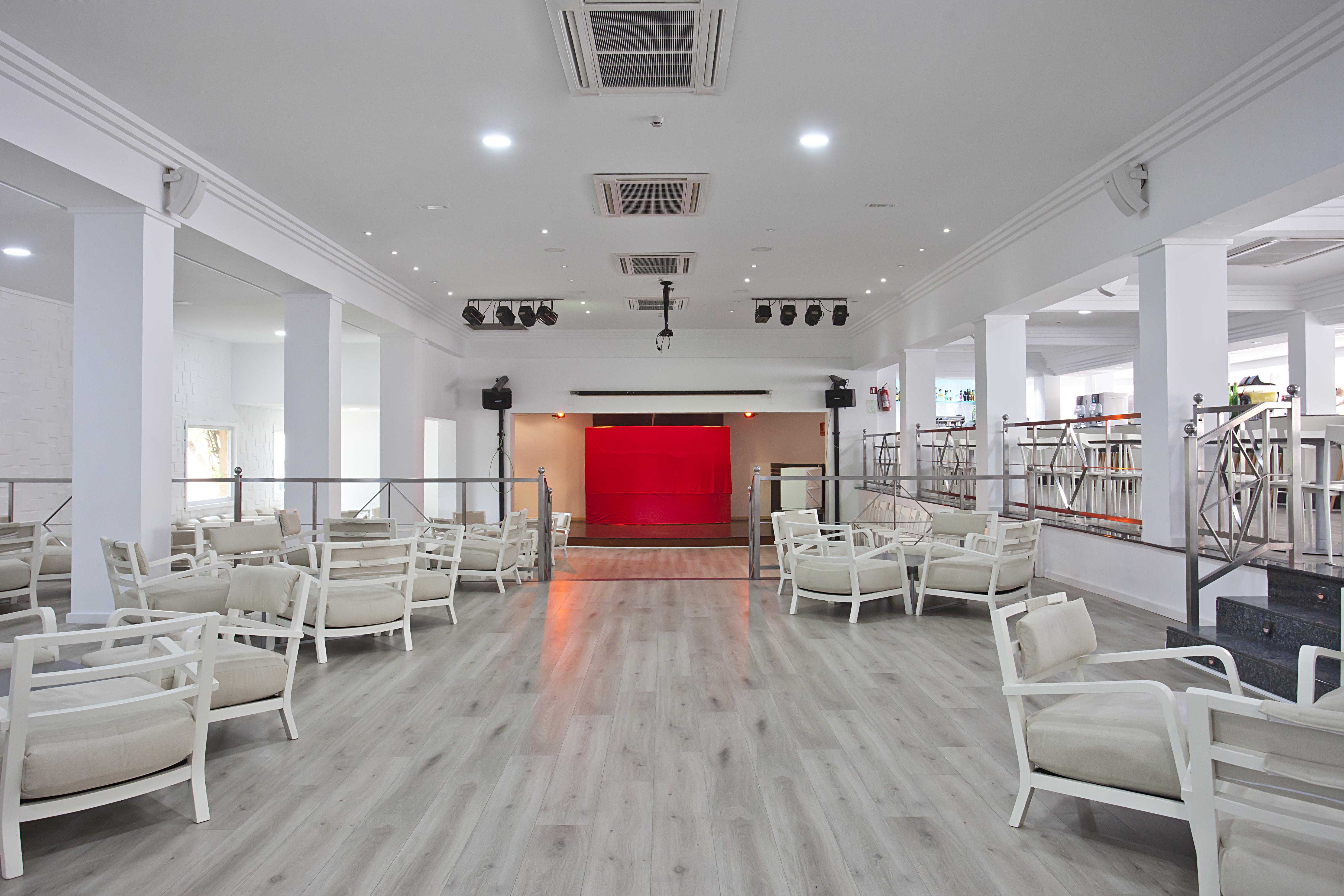 Hyb Eurocalas Apartahotel 4*