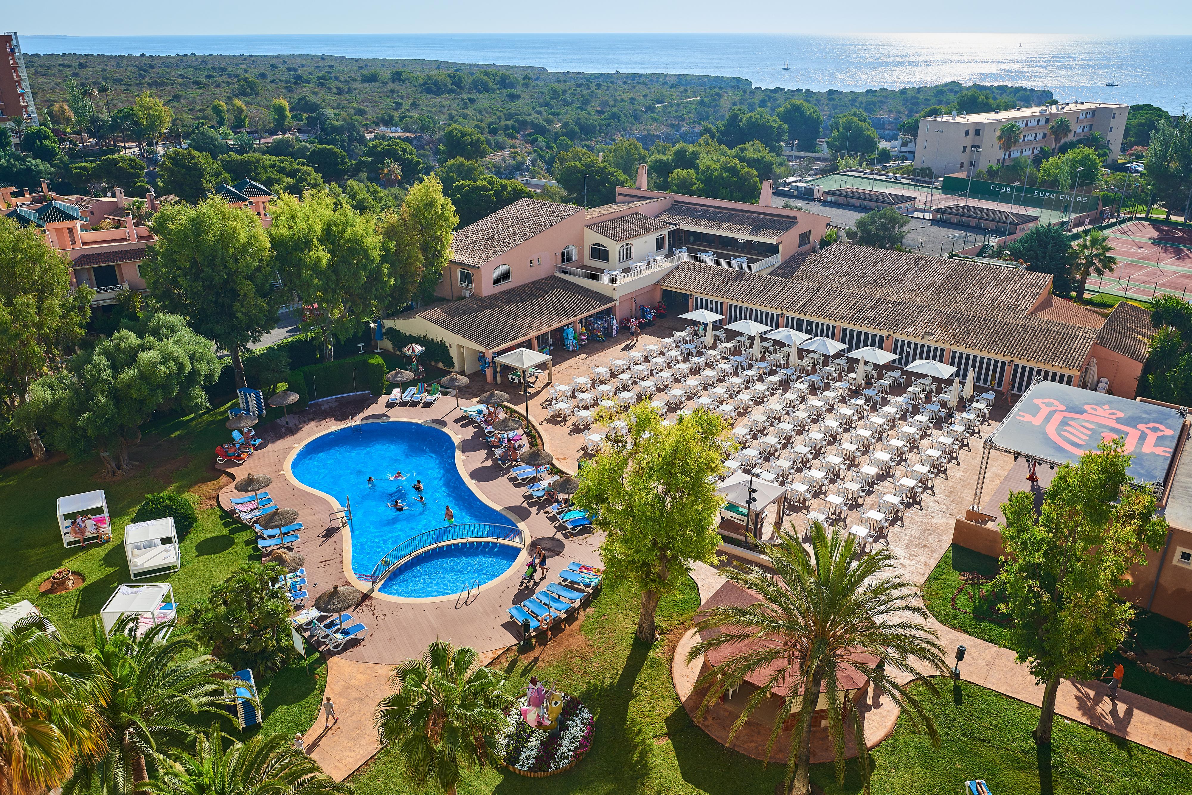 Apartahotel Hyb Eurocalas 4*