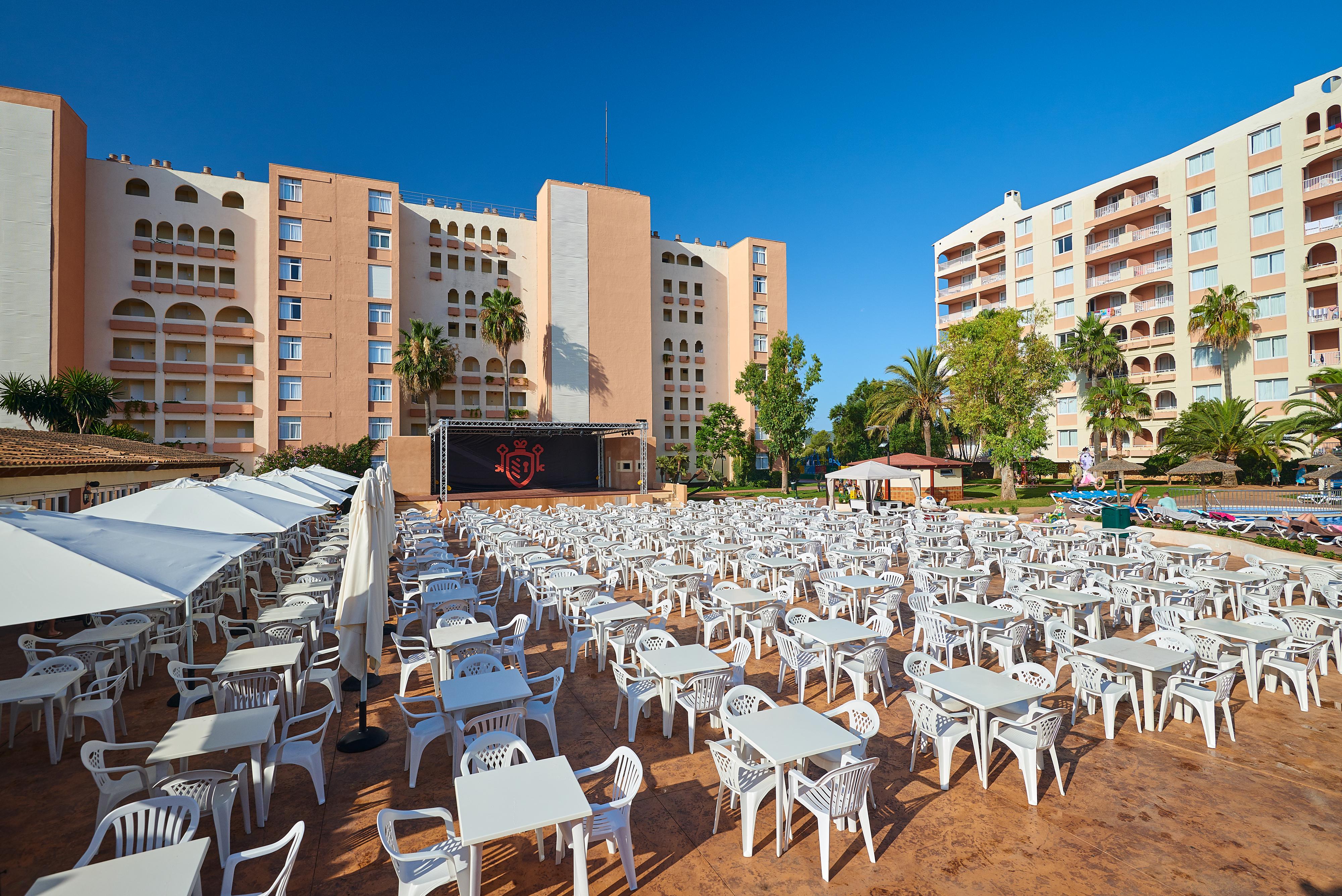 Hyb Eurocalas Apartahotel 4*