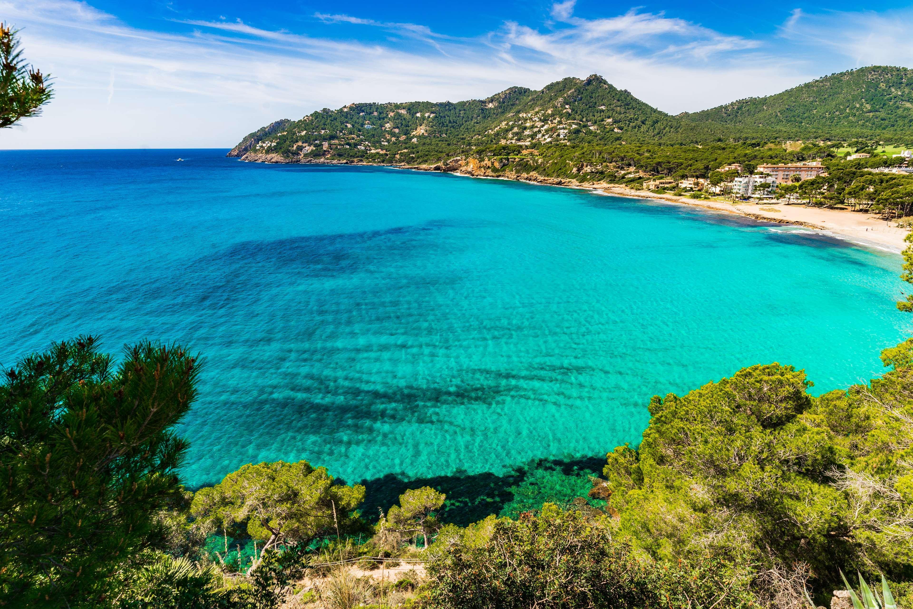 Cap Vermell Grand