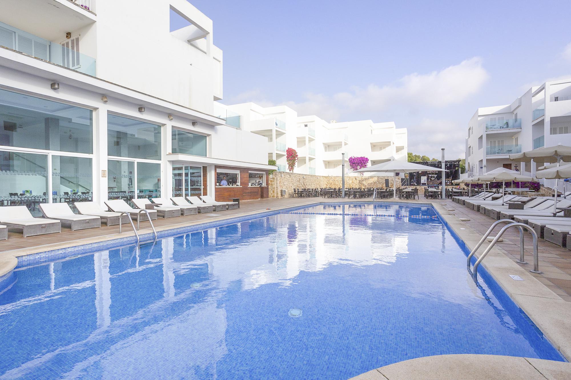Hotel Marsenses Ferrera Blanca Family