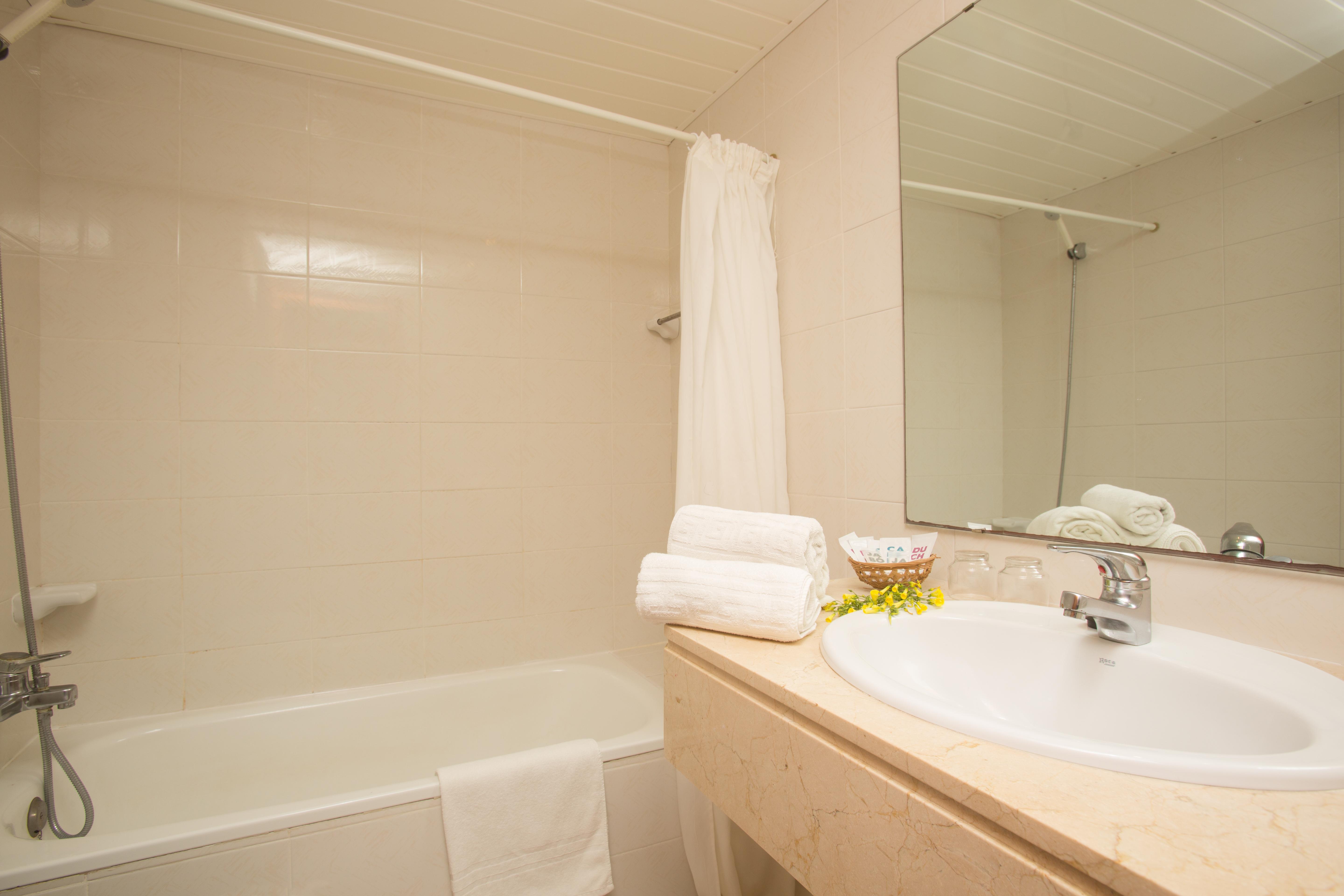 Hotel O7 Colombo S'Illot (Mallorca)