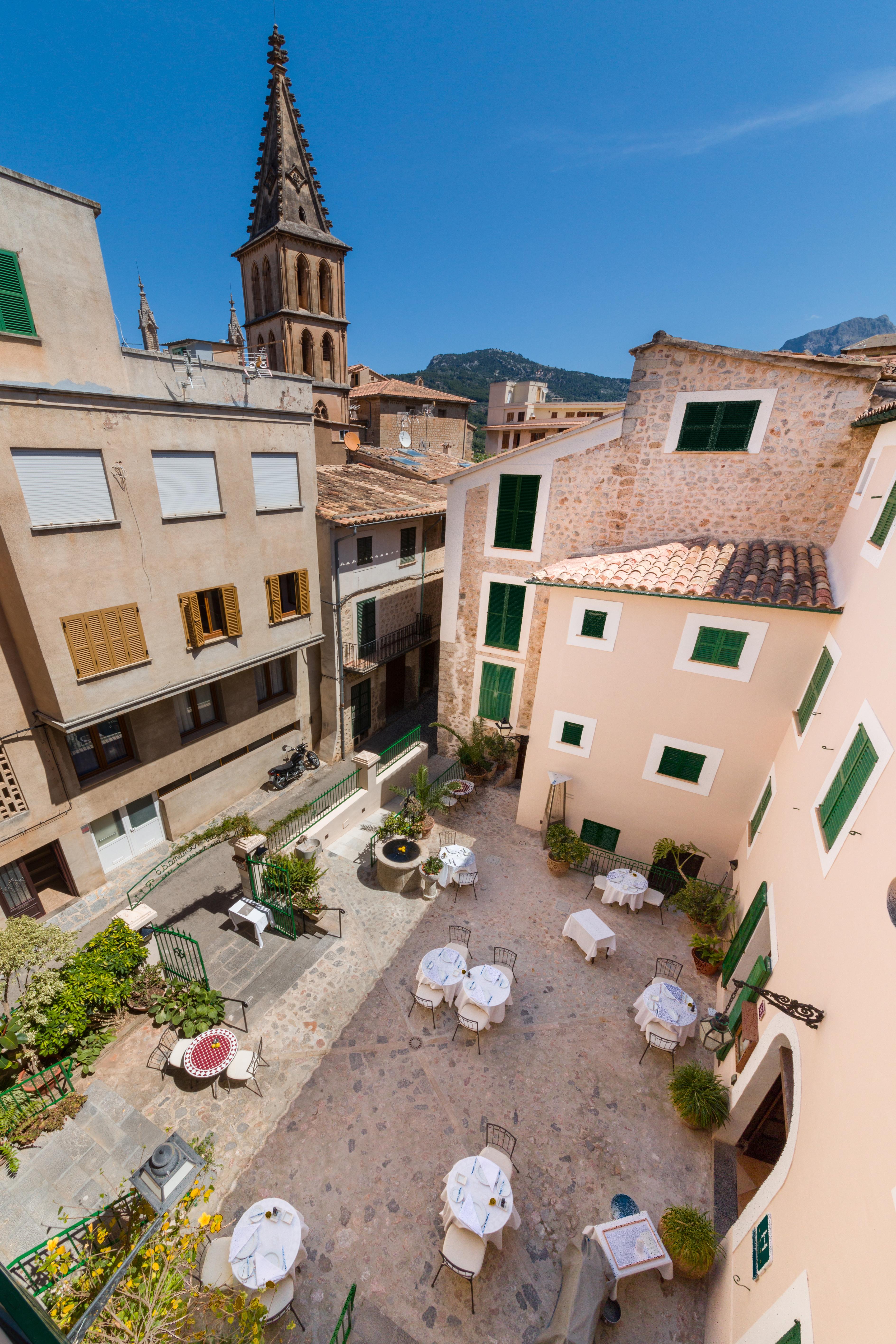 El Guia Hotel