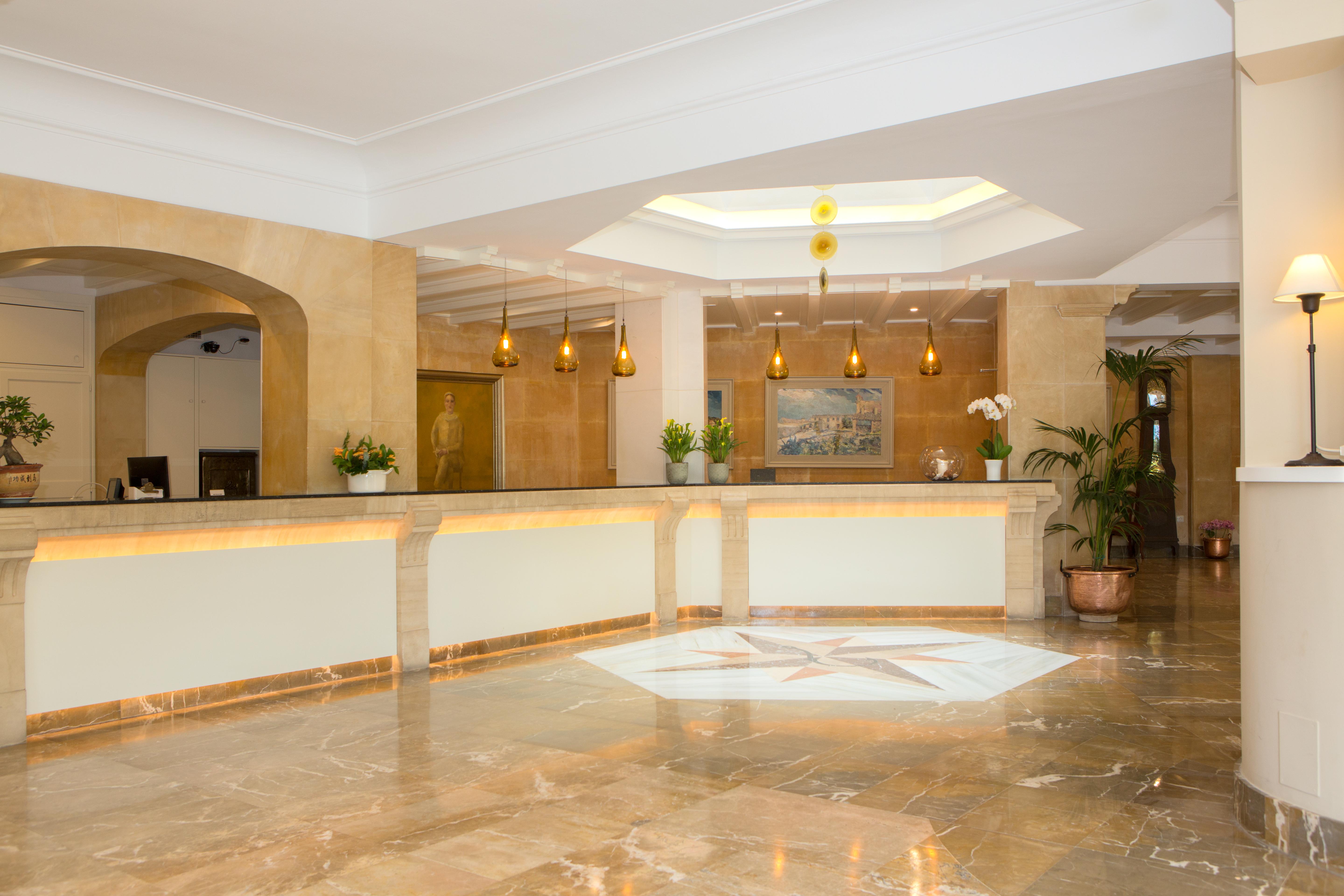 Hotel Castell Dels Hams