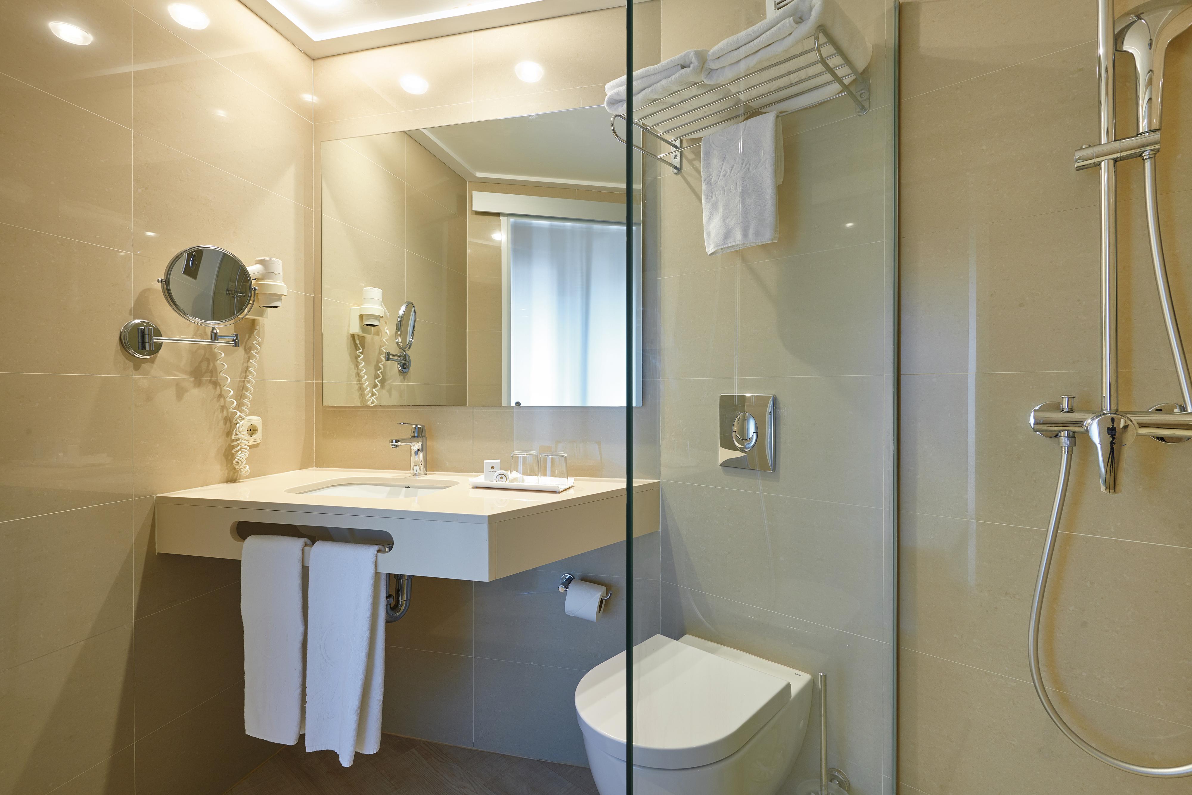 Hotel Sabina And 4*