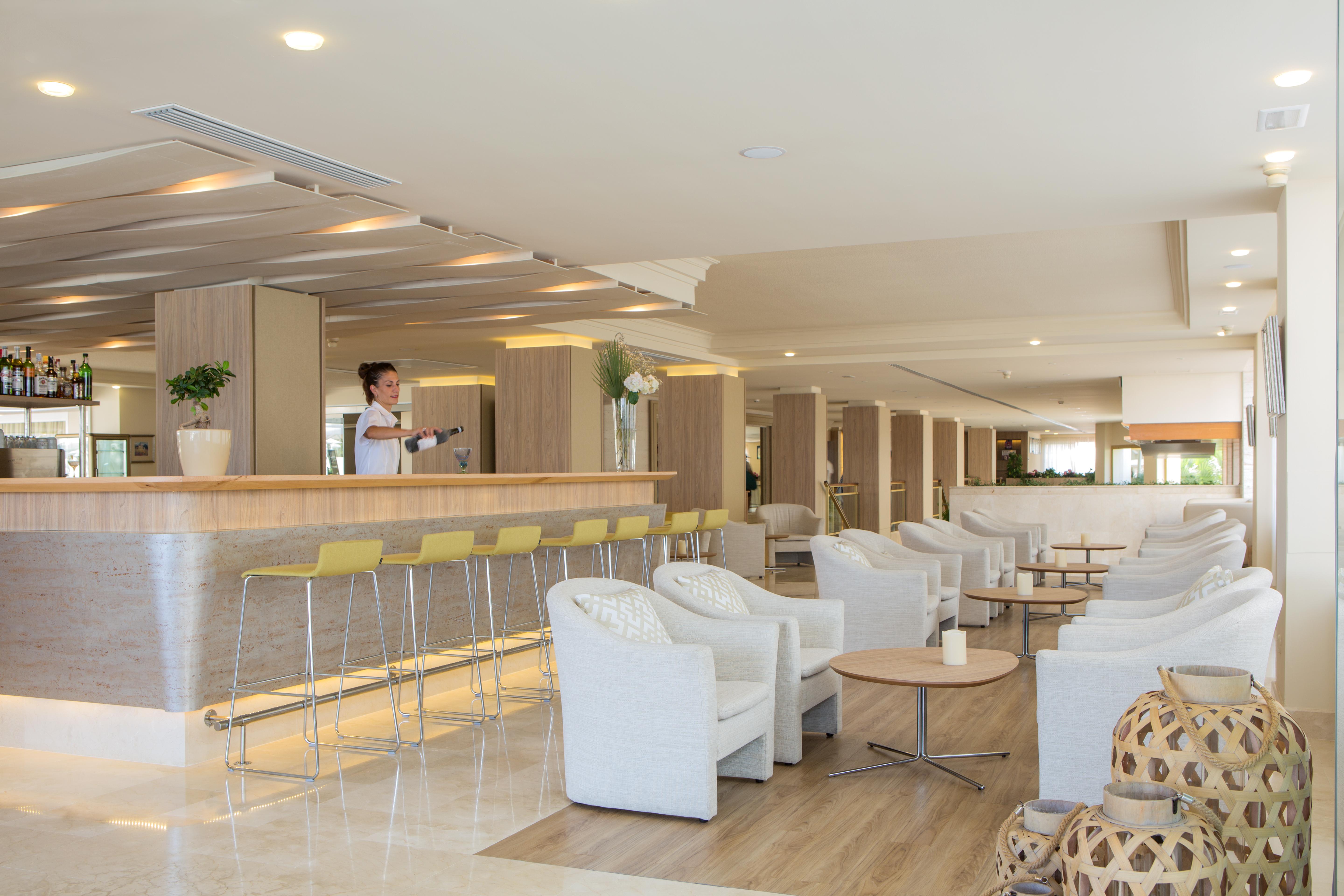 Hotel Sabina And