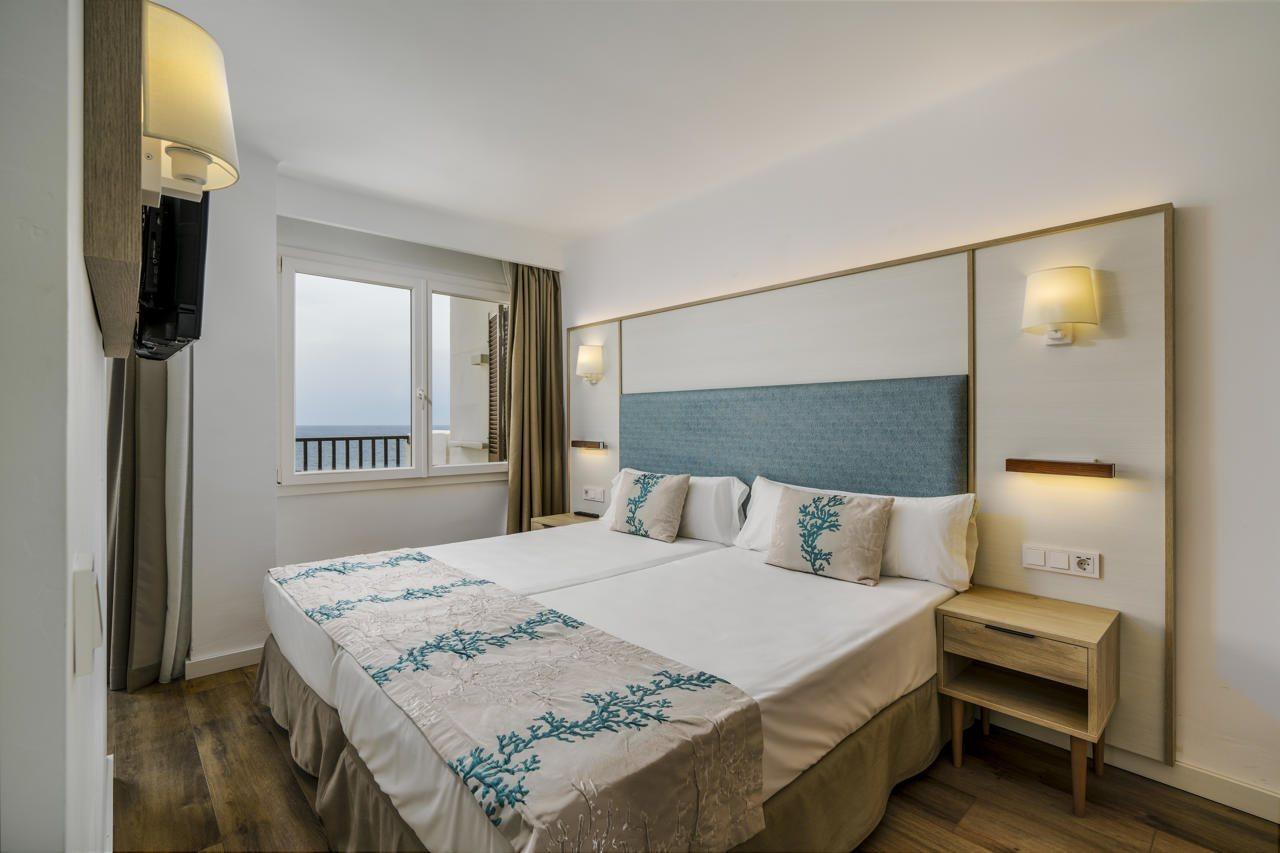 Alua Rocas Hotel