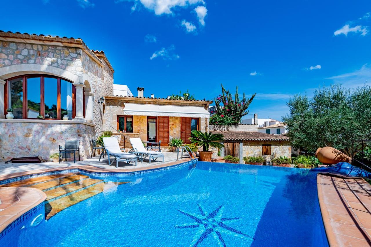 Villa In Center Of With Pool And Jacuzzi Pollensa